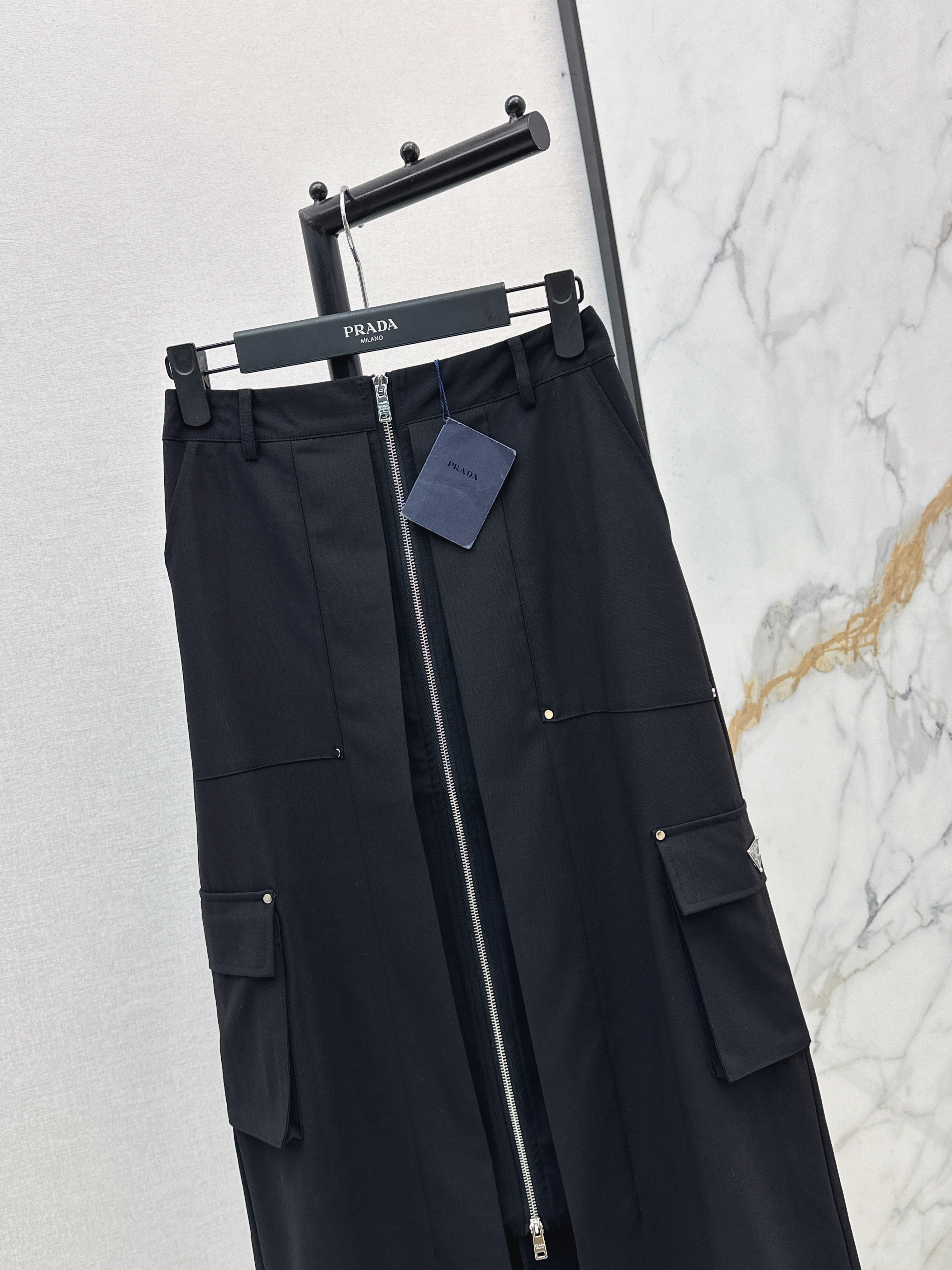 Pra 26ss zip-up skirt