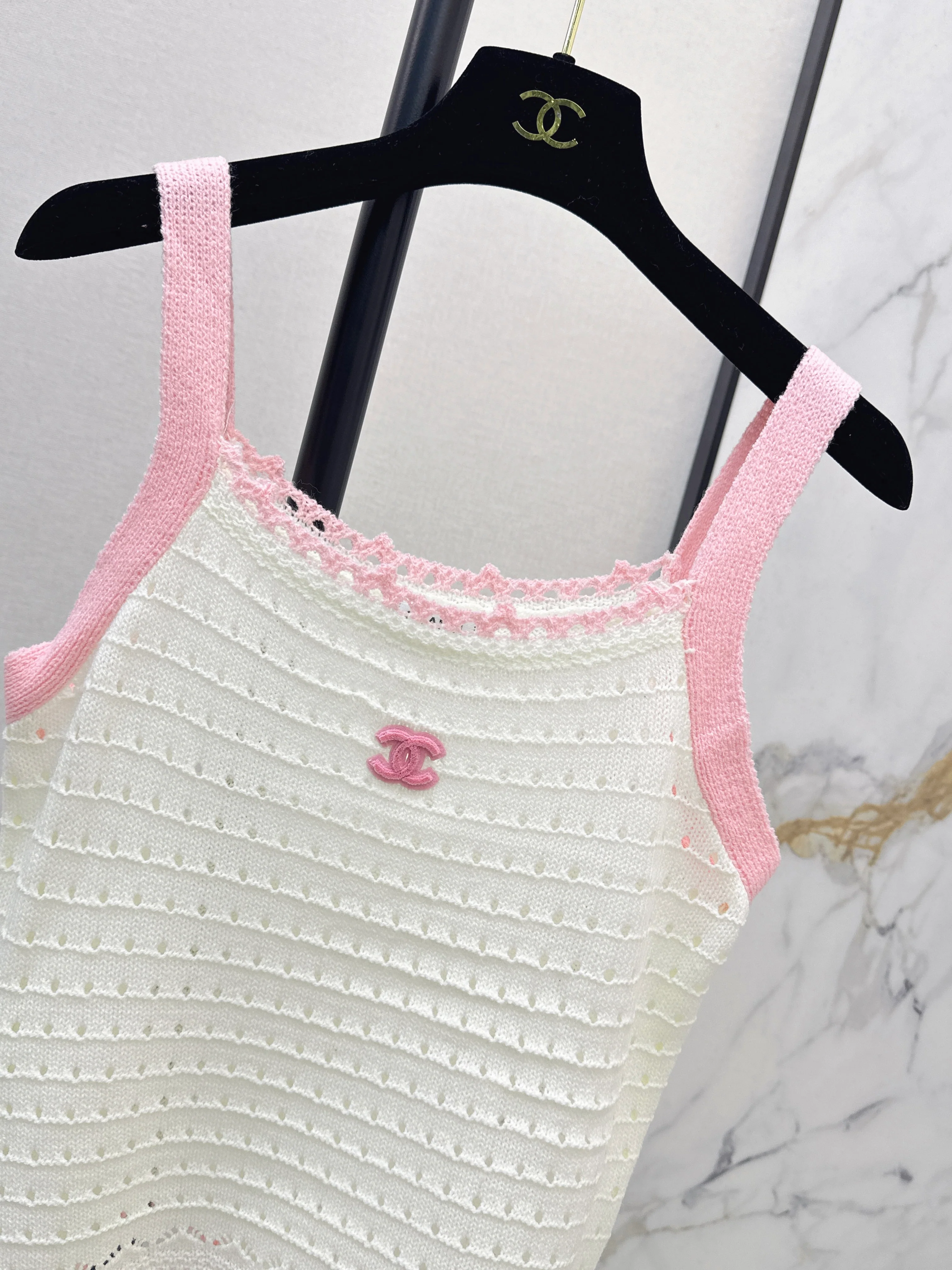 Chan 26ss knitted vest