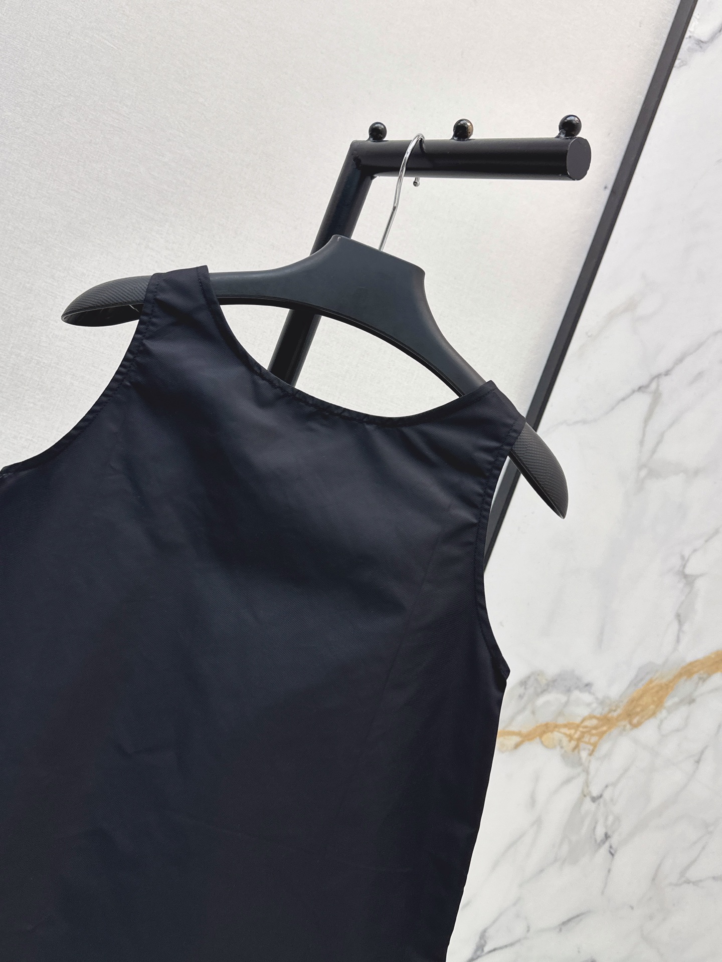 Pra 26ss sleeveless top