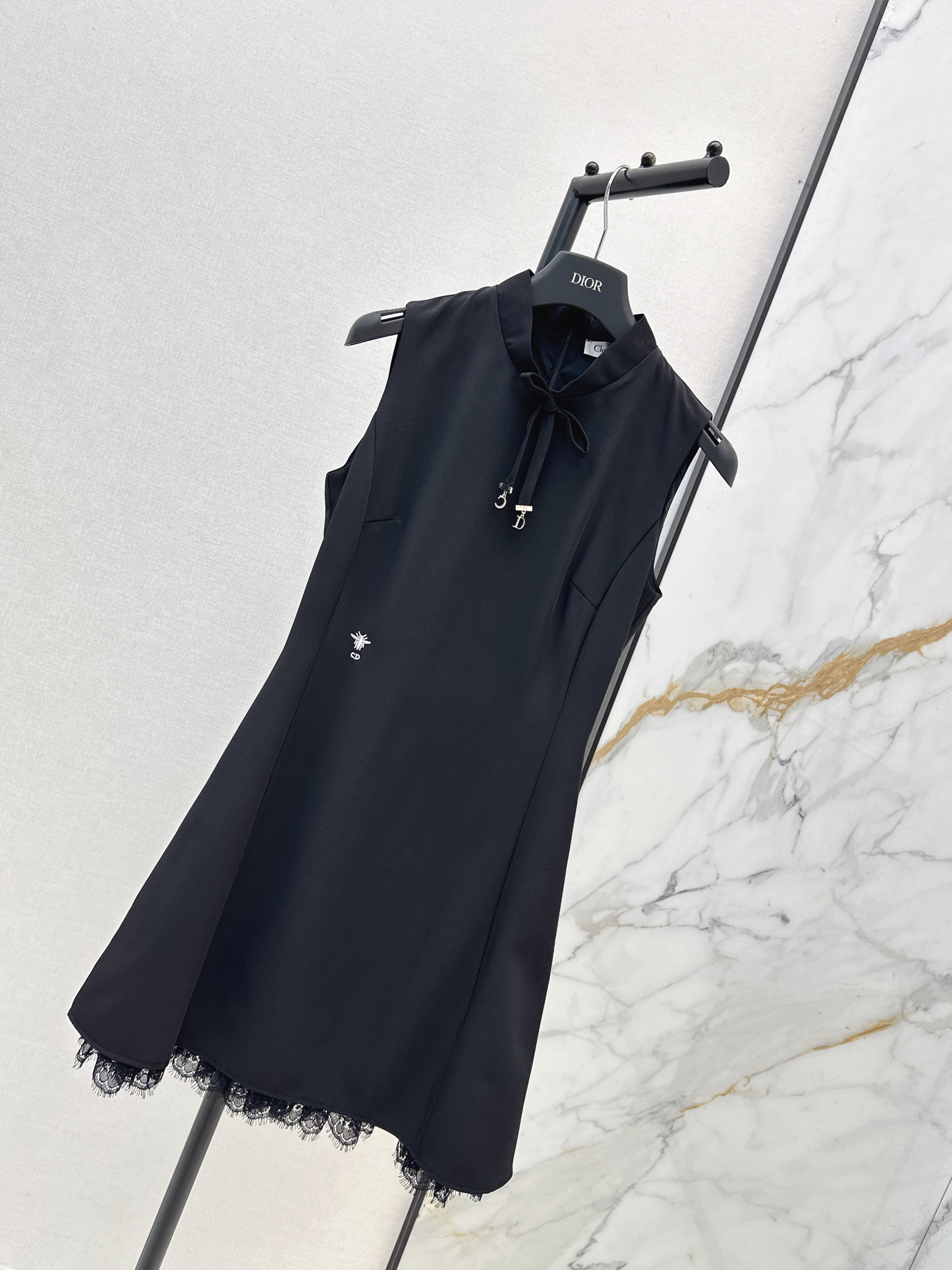 CD 26ss sleeveless mini dress