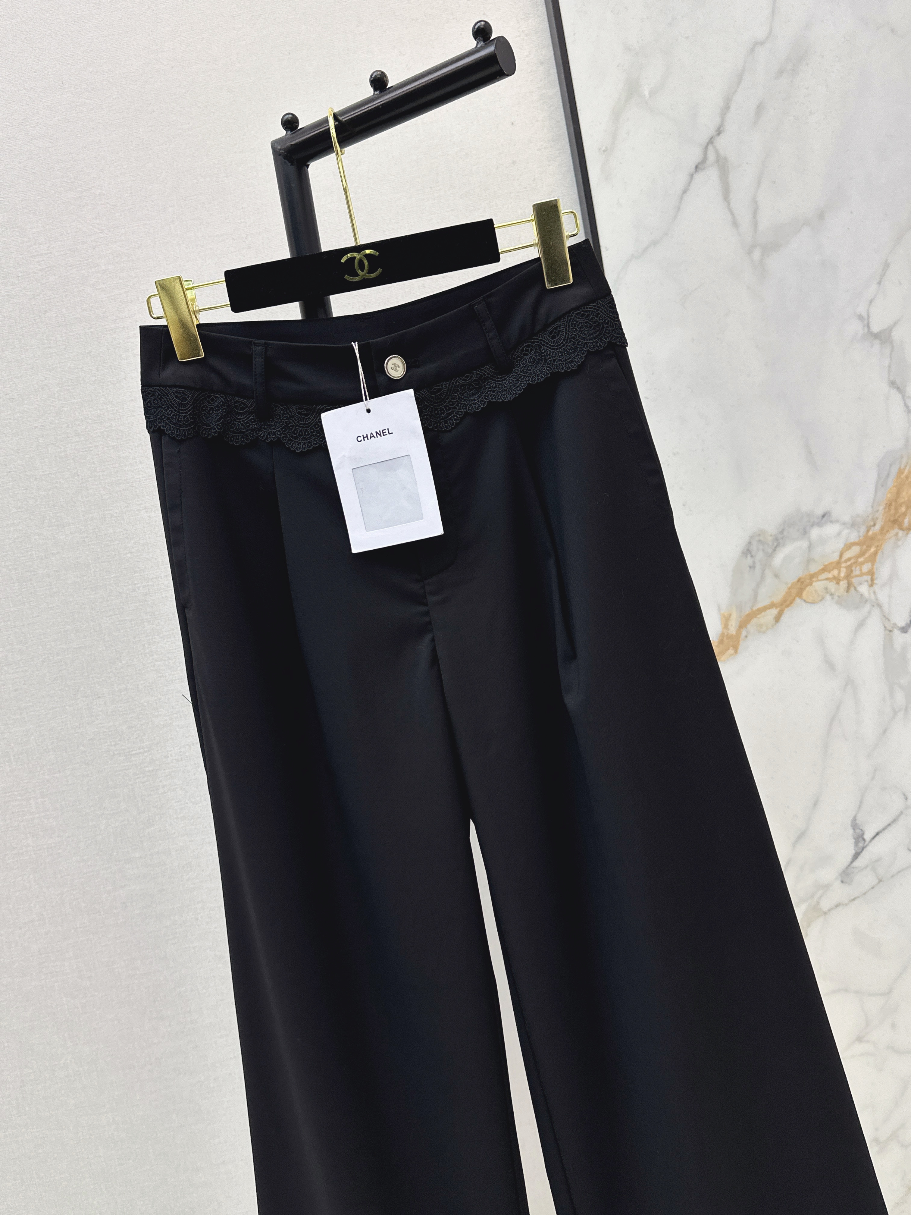 Chan 26ss contract lace pants