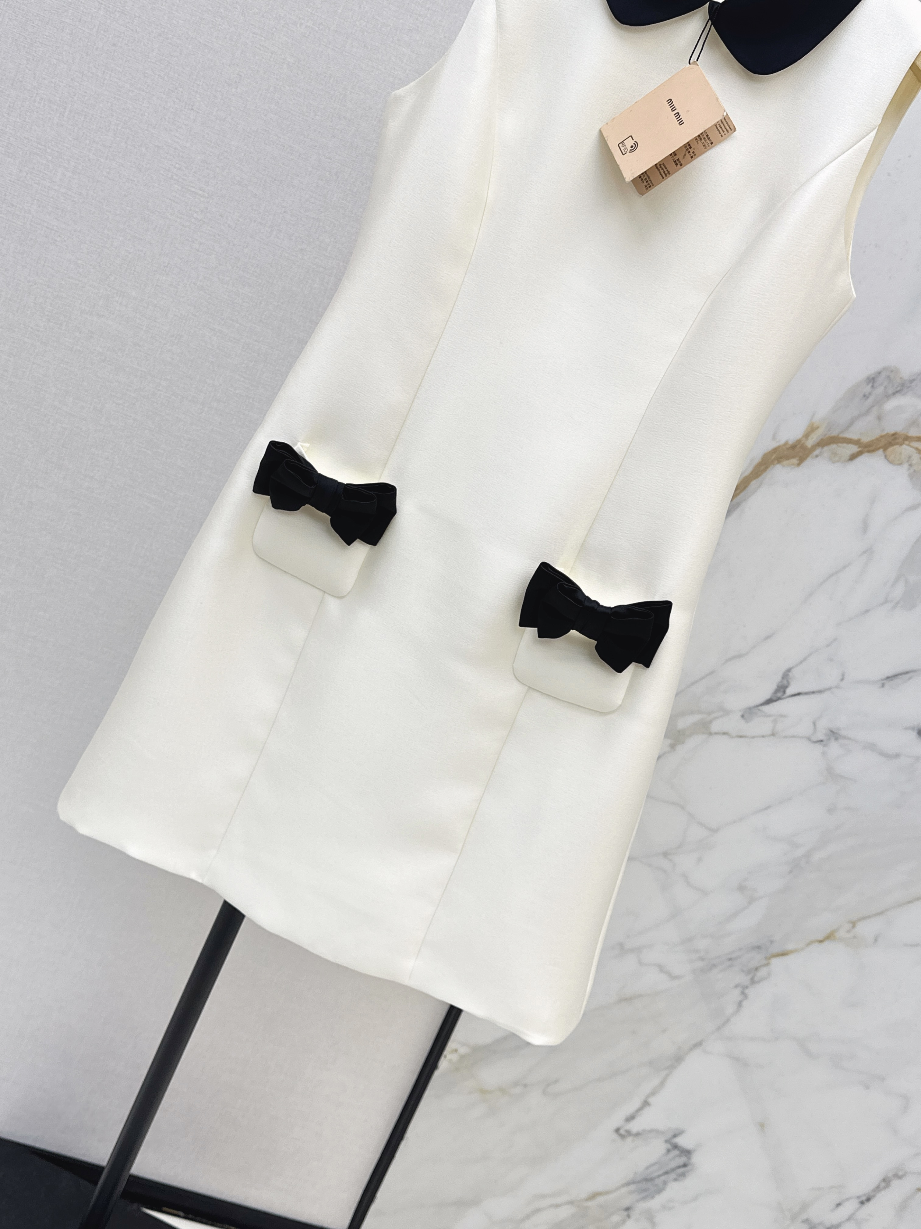 Miu 26ss bow sleeveless dress
