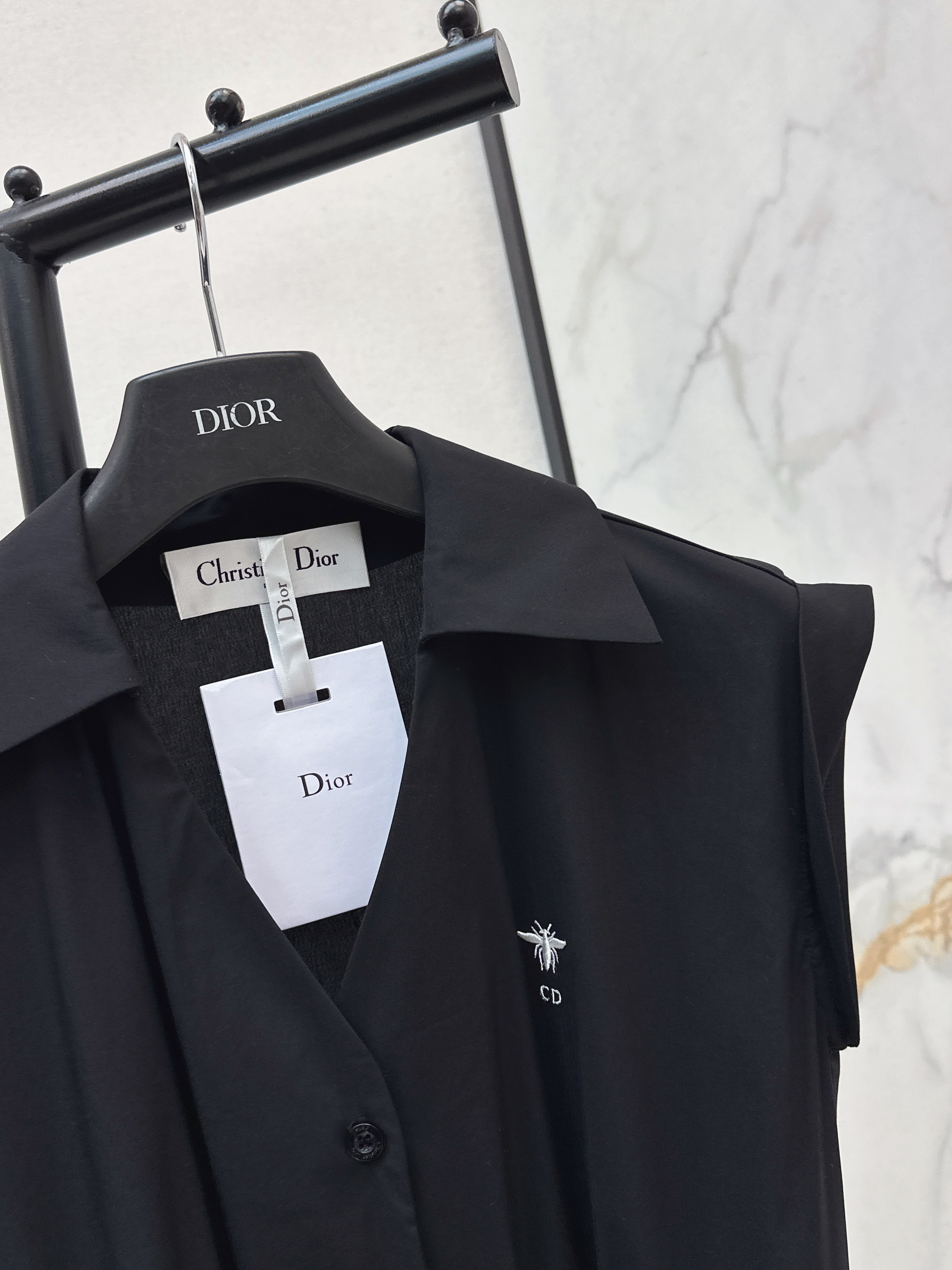 CD 26ss bee embroidery dress