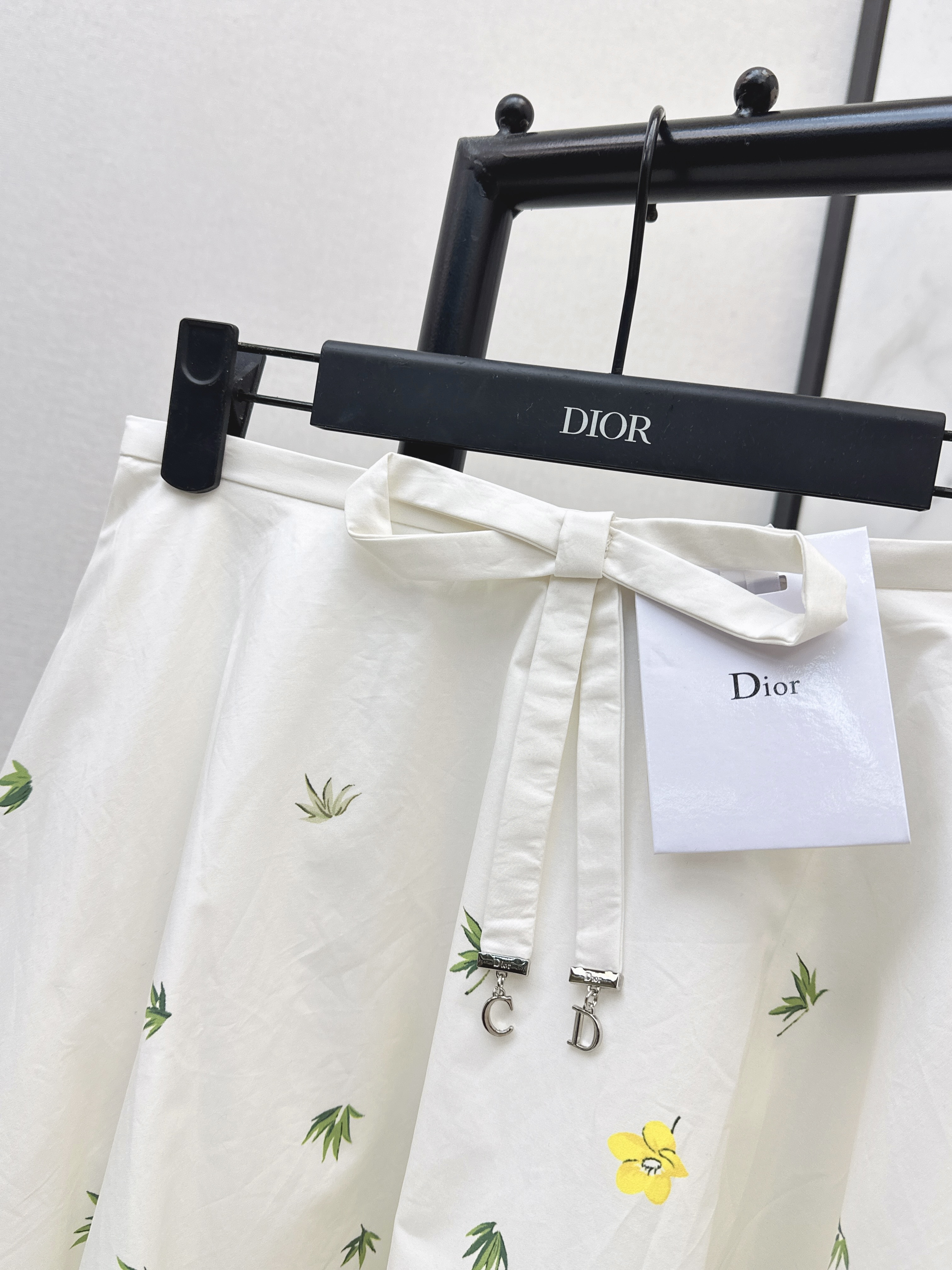 CD 26ss flower print pleated skirts