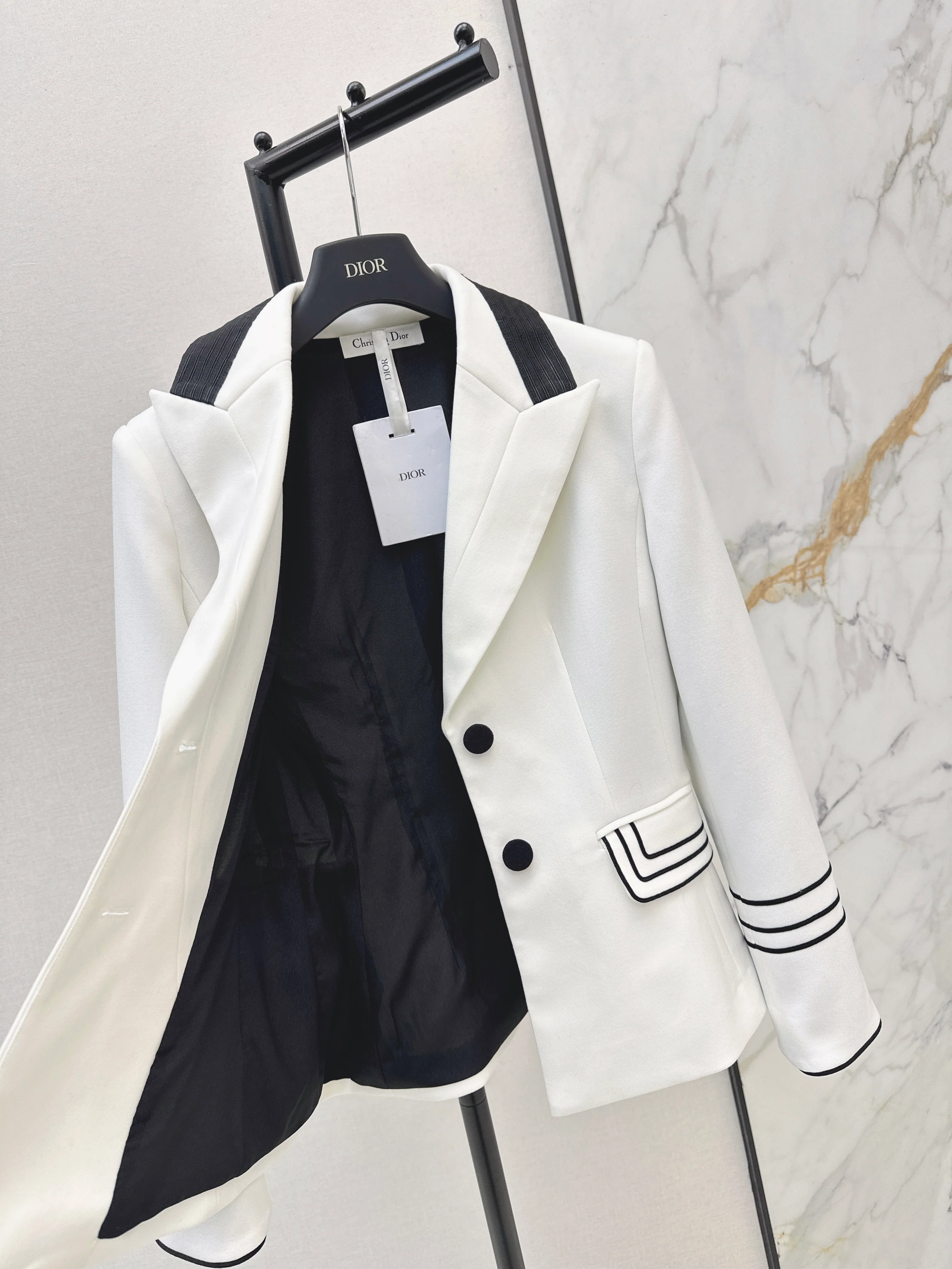 CD 26ss contract trim blazer