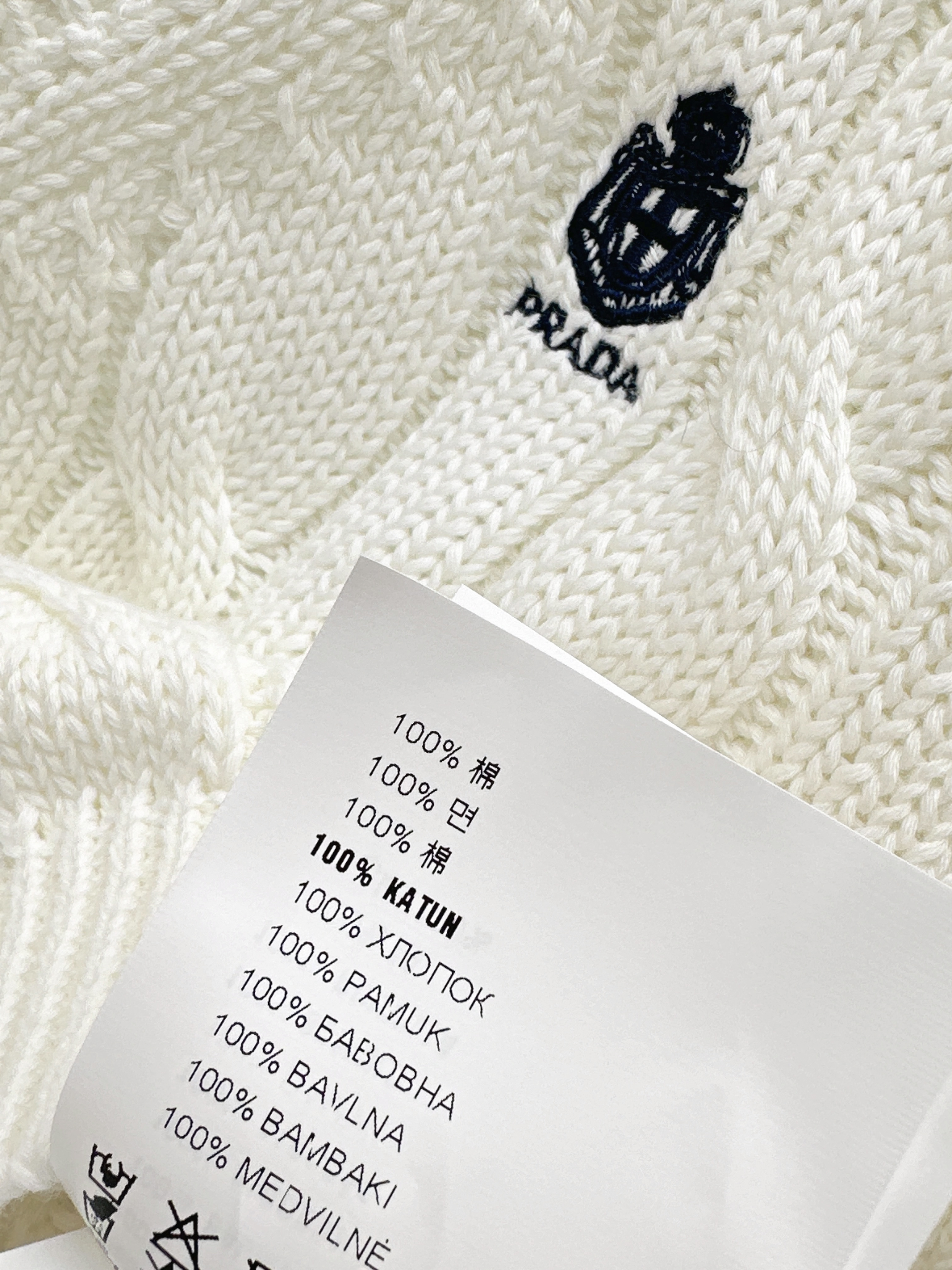 Pra 26ss cable knit cropped sweater
