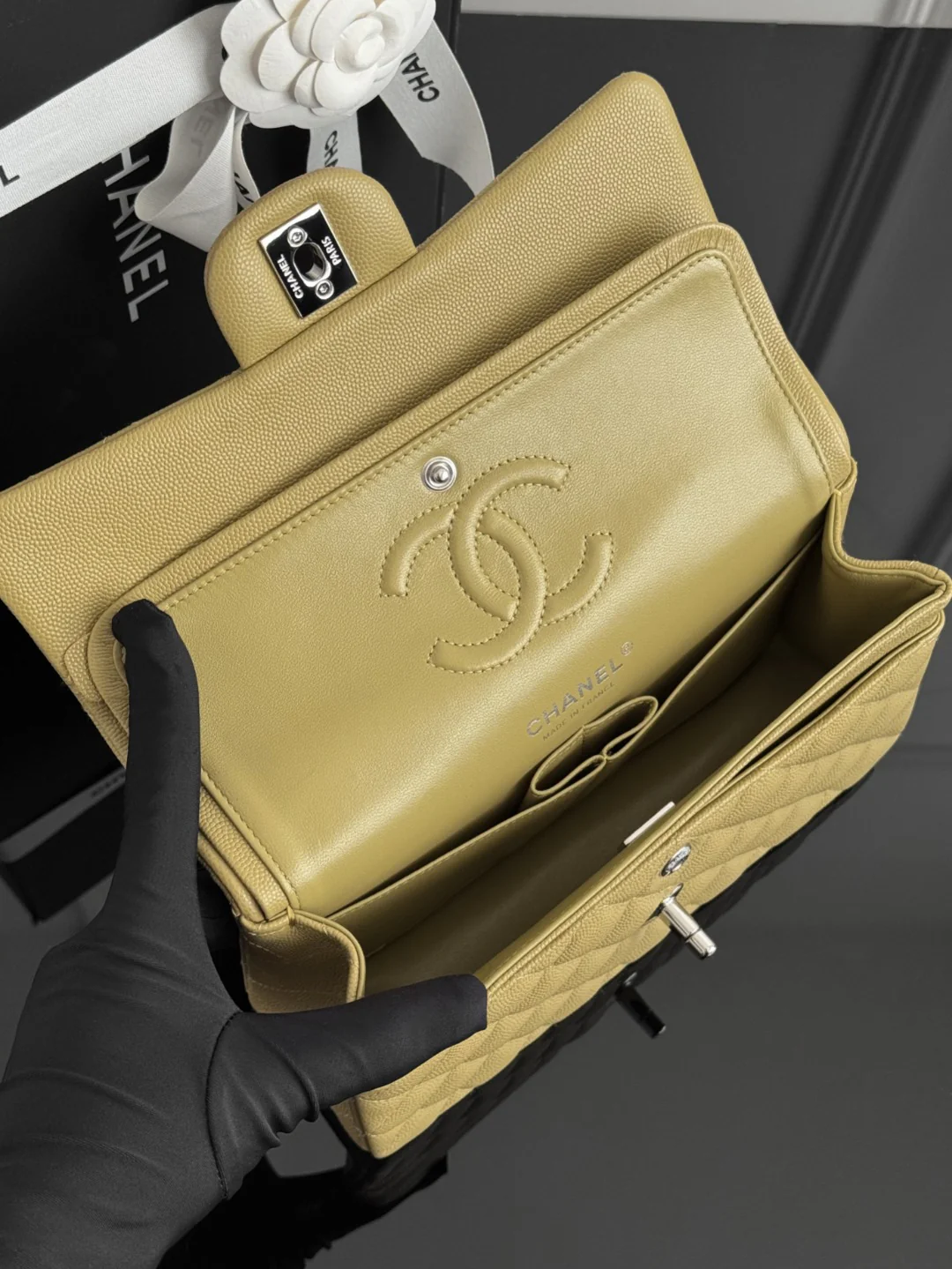 Chan cf23 chain shoulder bag