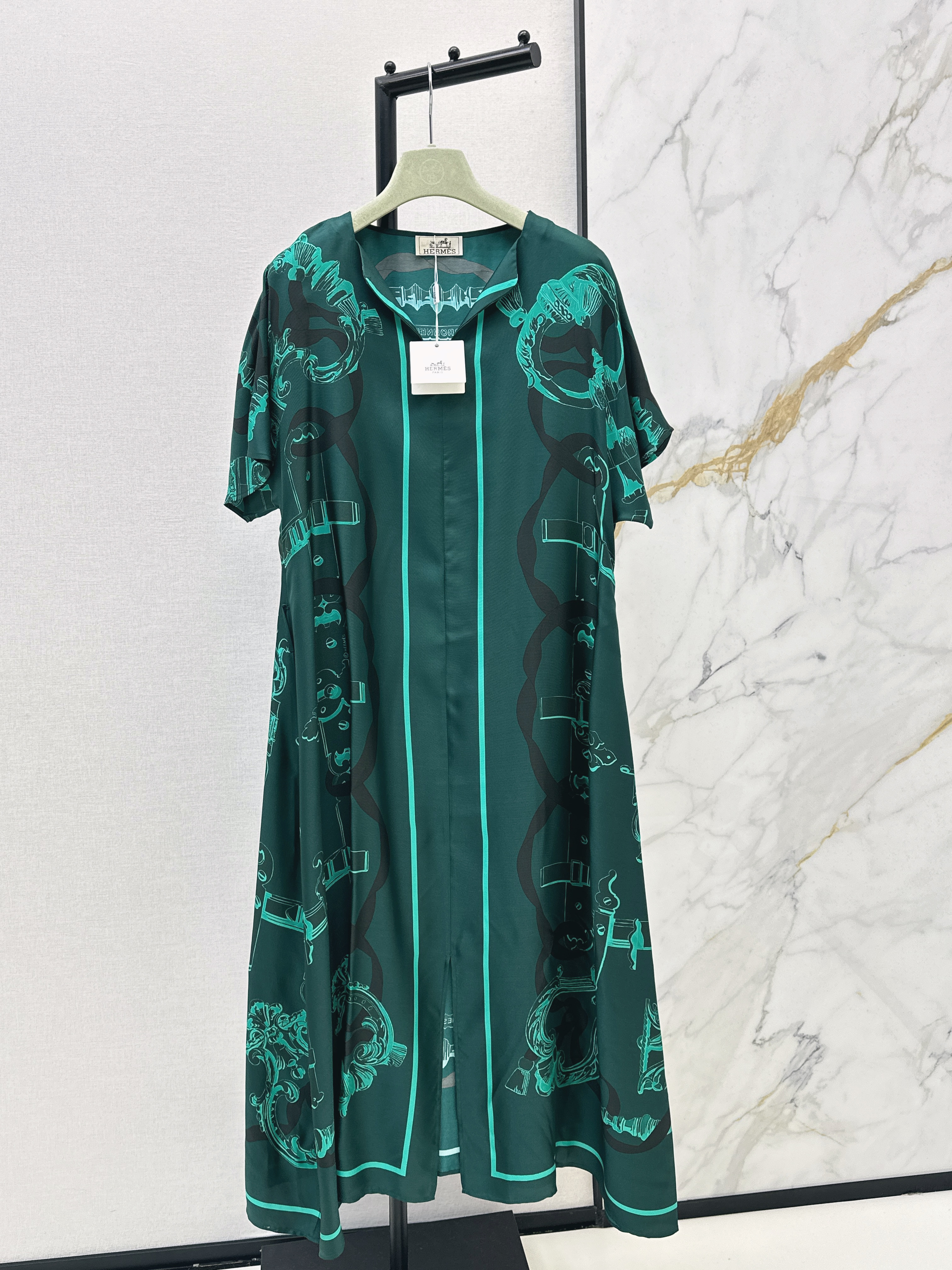 Her 26ss print dress