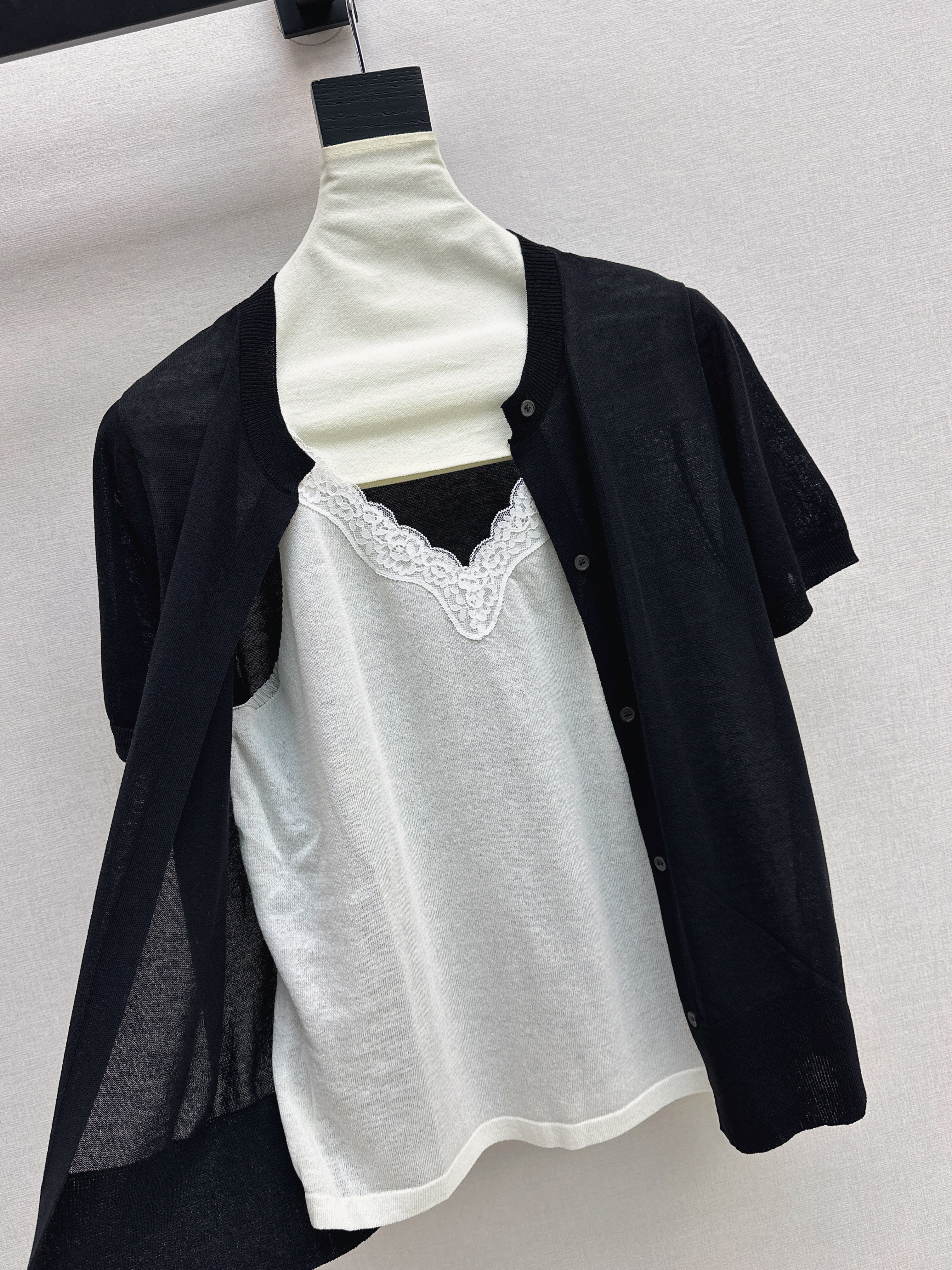 ES 26ss 2in1 knit sweater