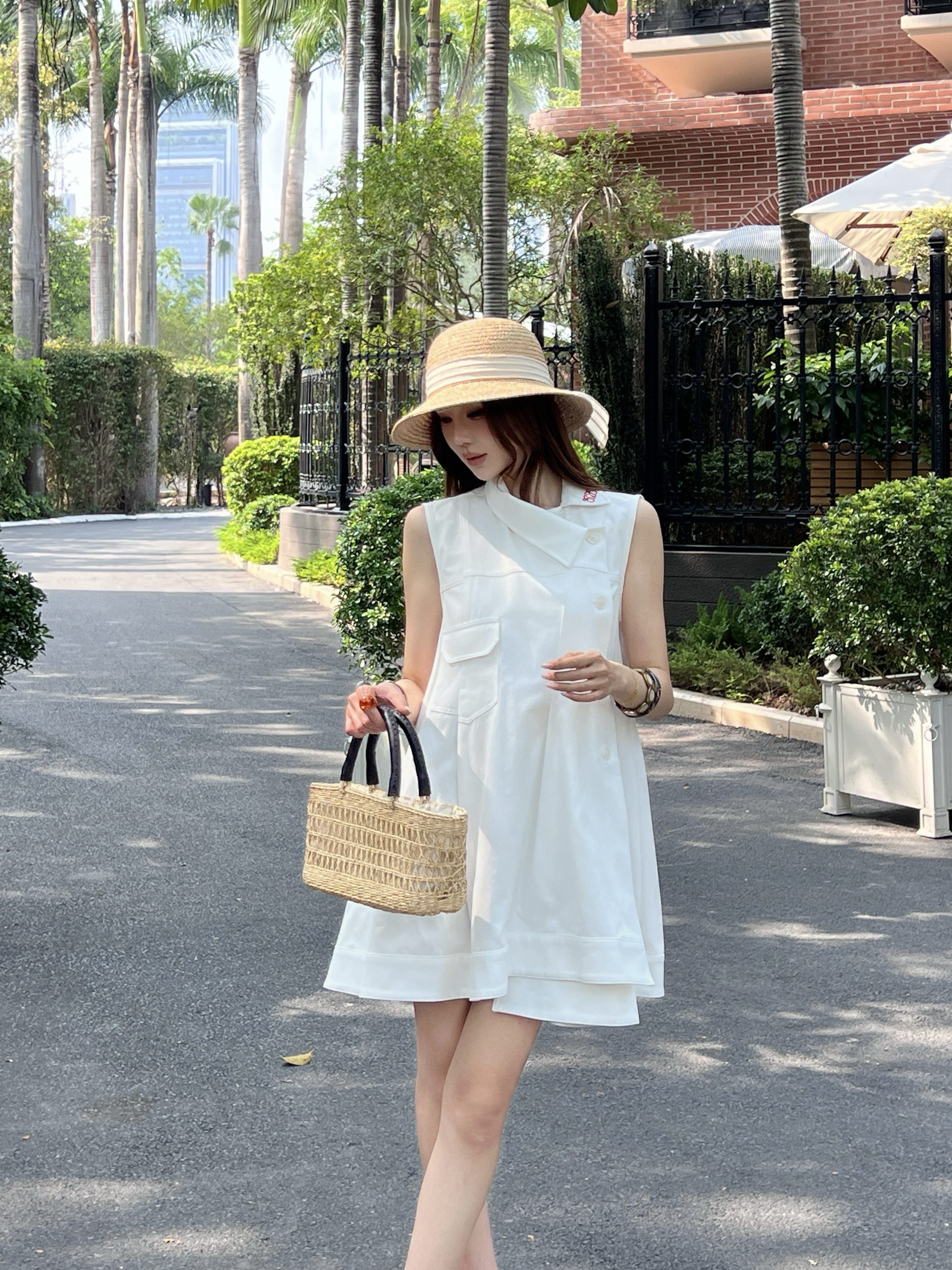 Loe 26ss embroidery dress