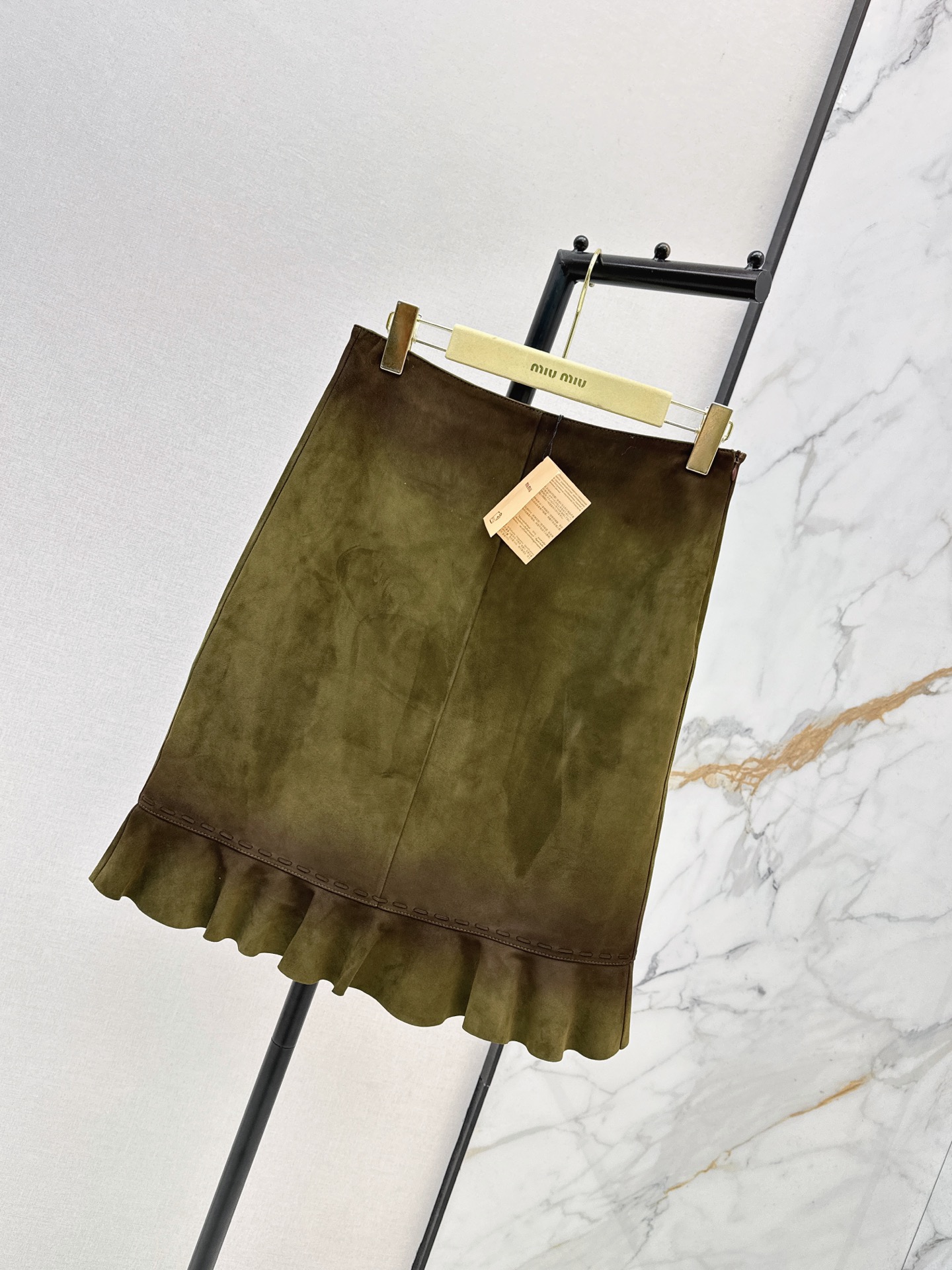 Miu 26ss suede leather skirt
