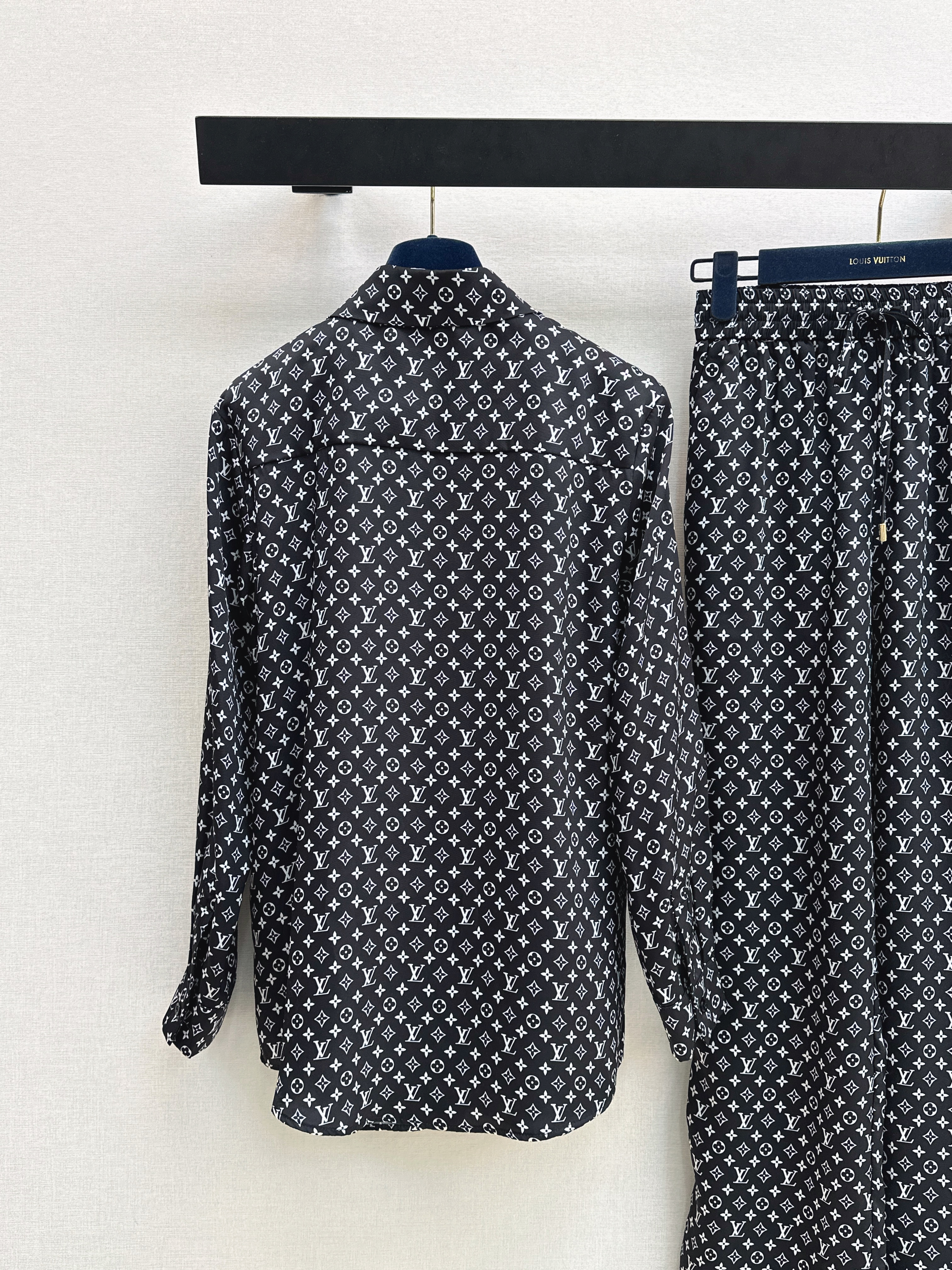 Loui 26ss print shirt pants  set