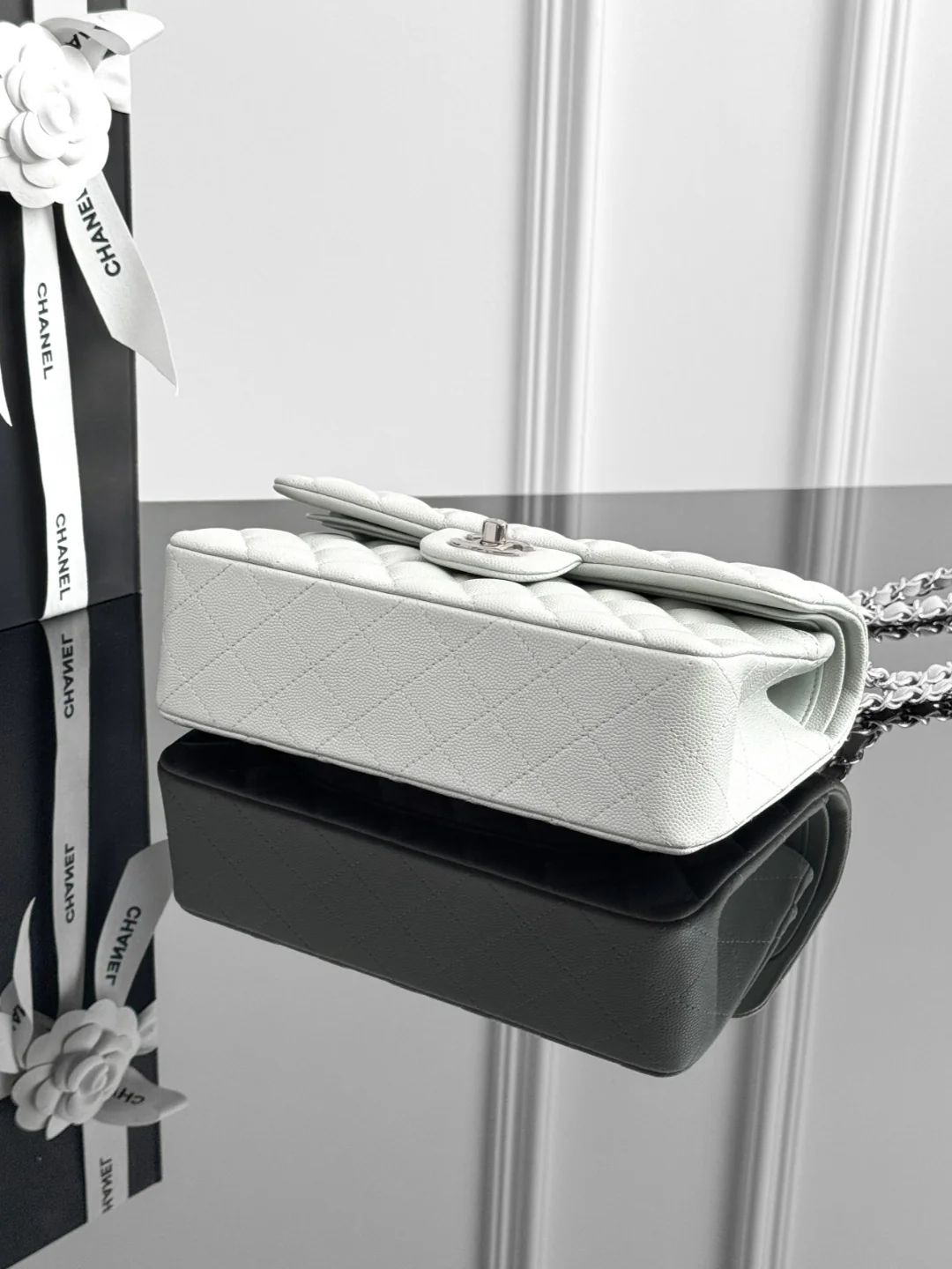 Chan cf23 chain shoulder bag