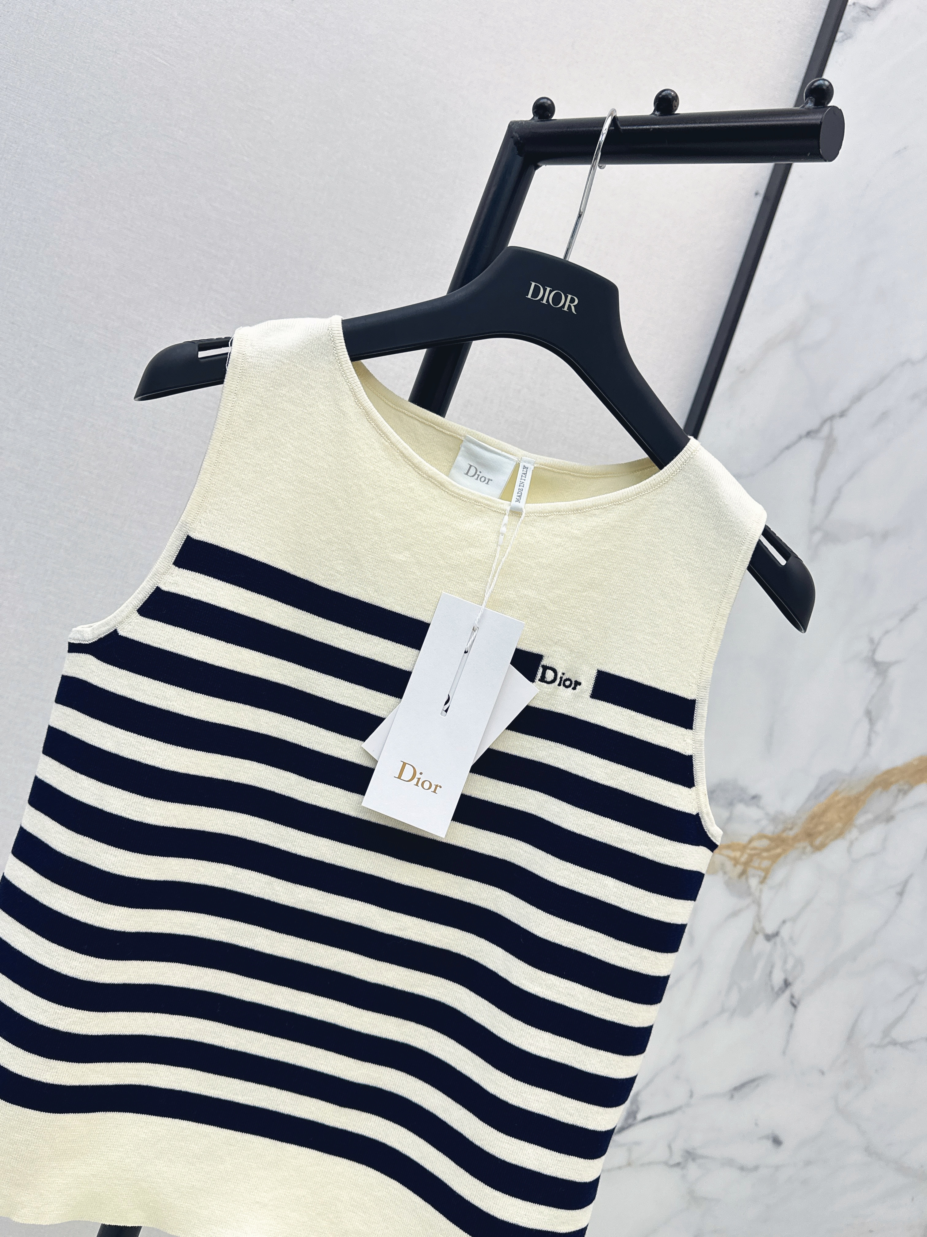 CD 26ss stripe sleeveless knitwear