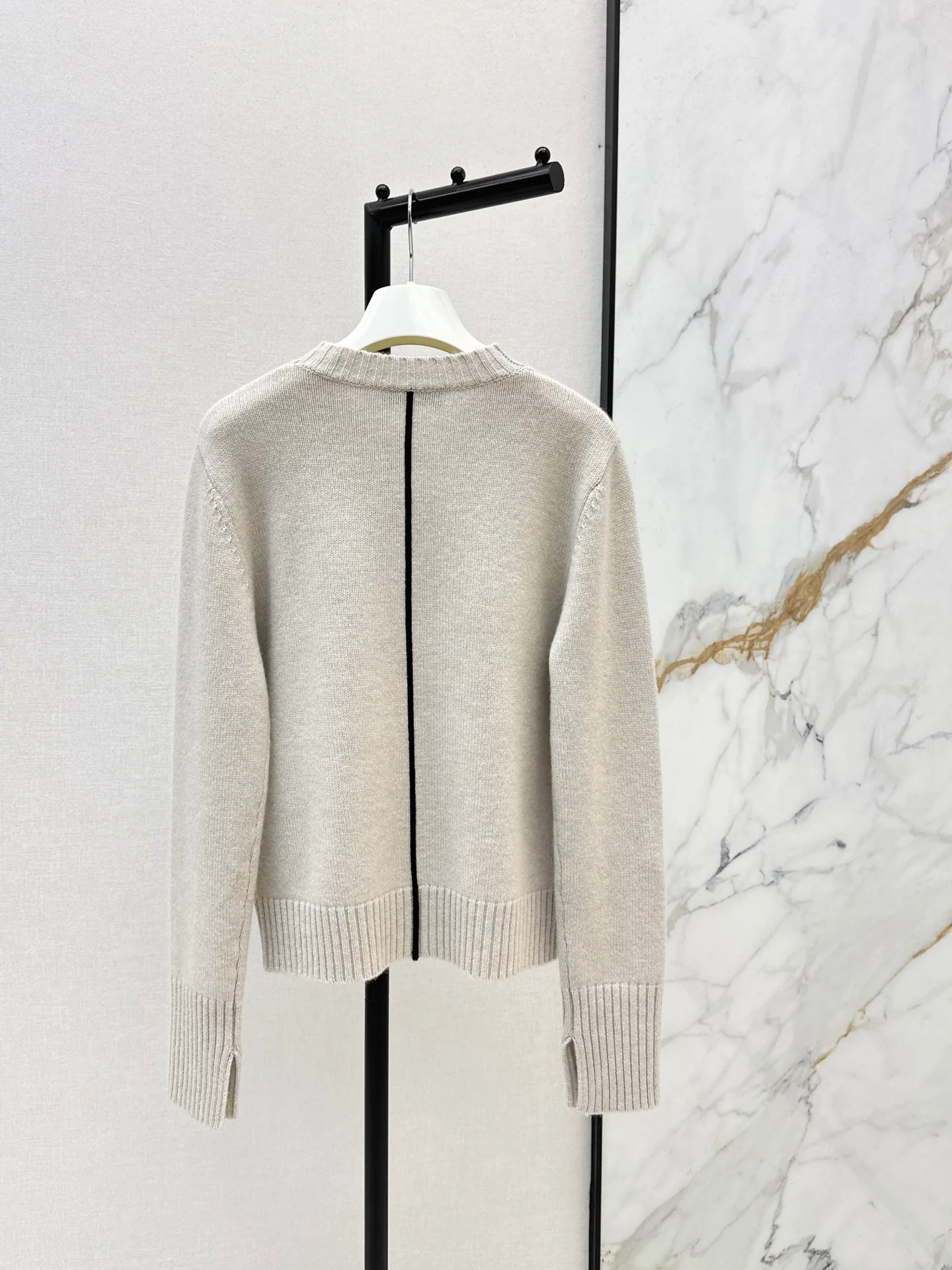 Loe 26ss cashmere sweater