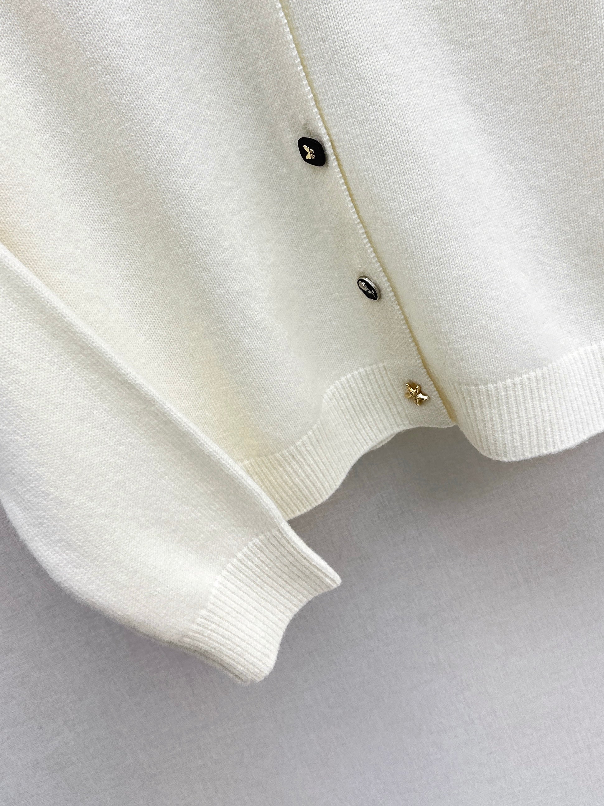 Chan 26ss wool cardigan
