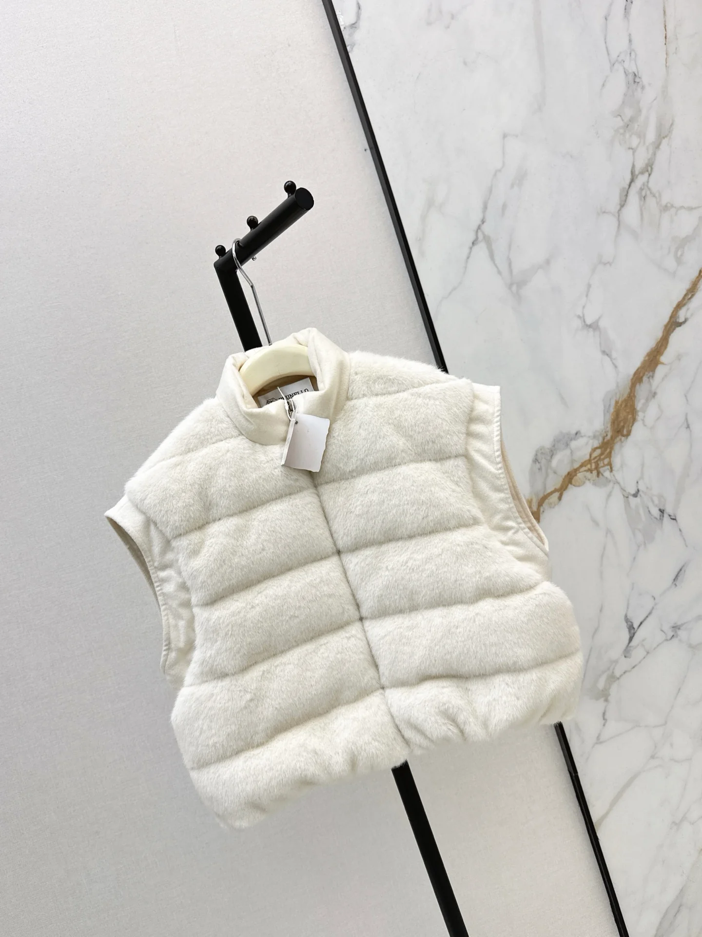 Brun 25fw woolen contract down vest