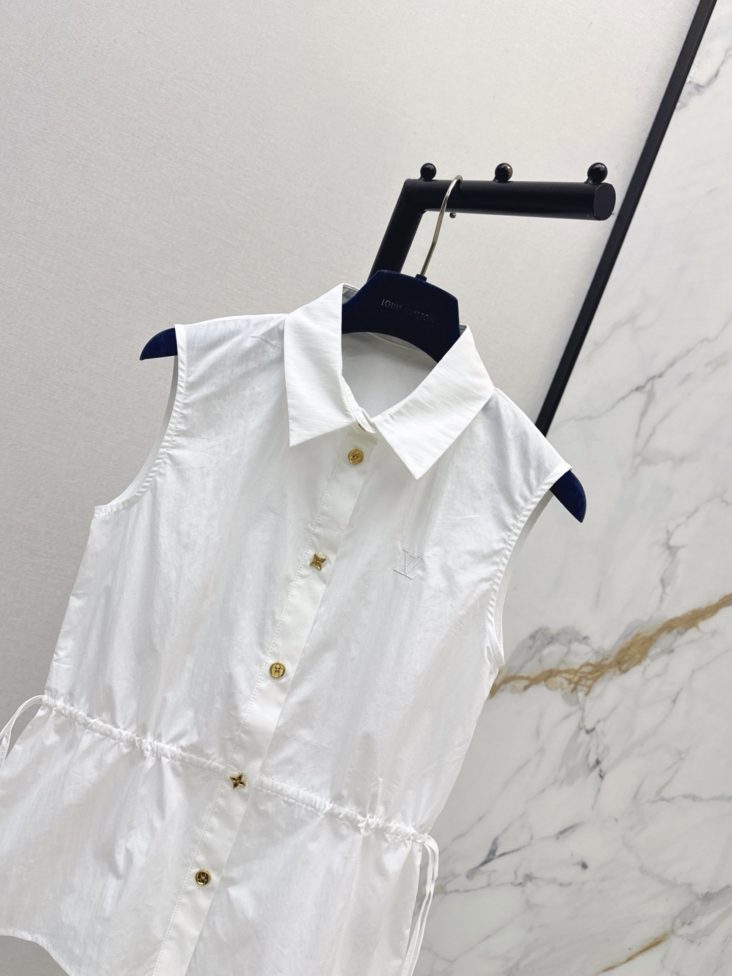 Loui 26ss sleeveless shirt