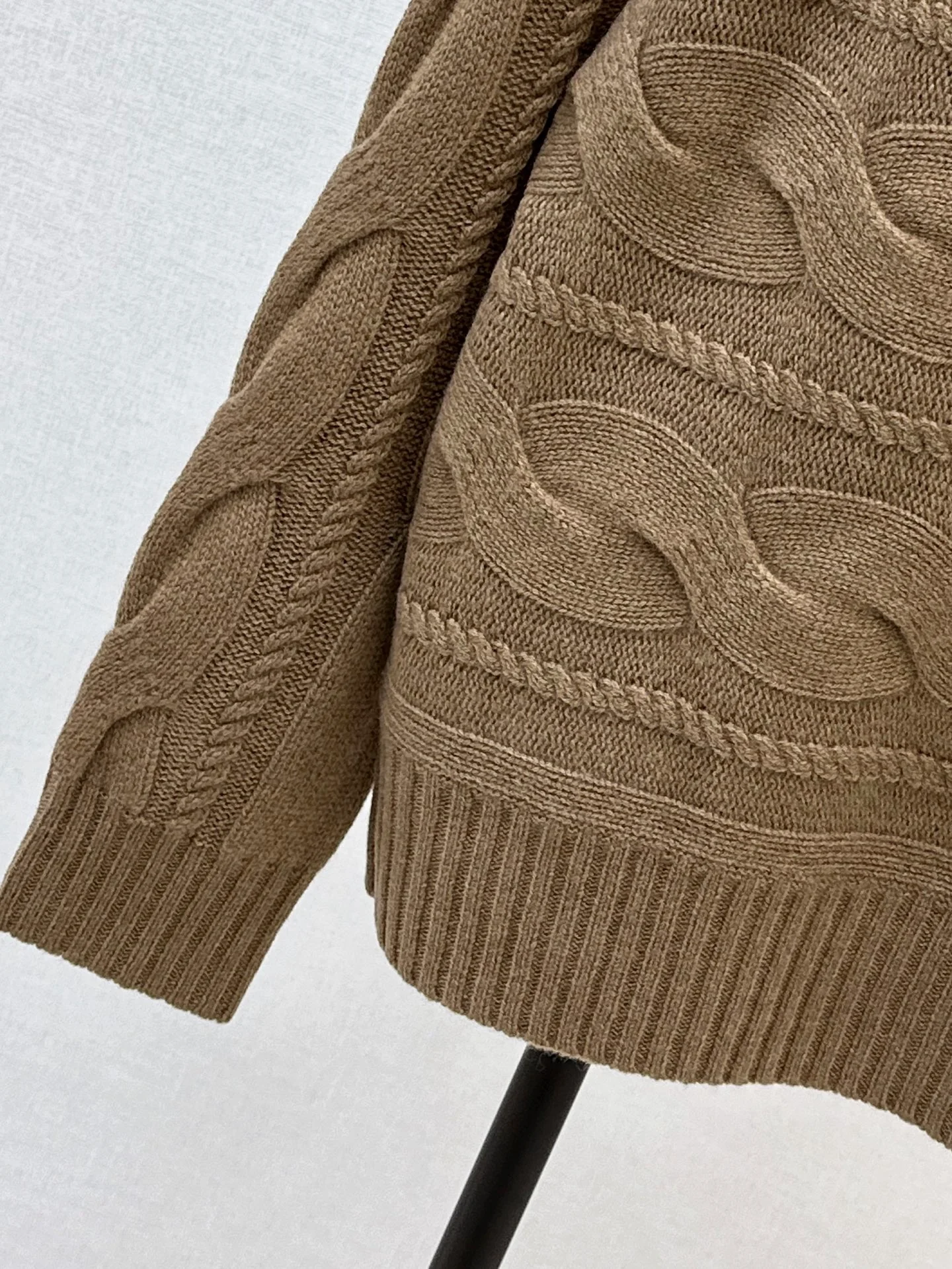 Max 25fw cable knit sweater