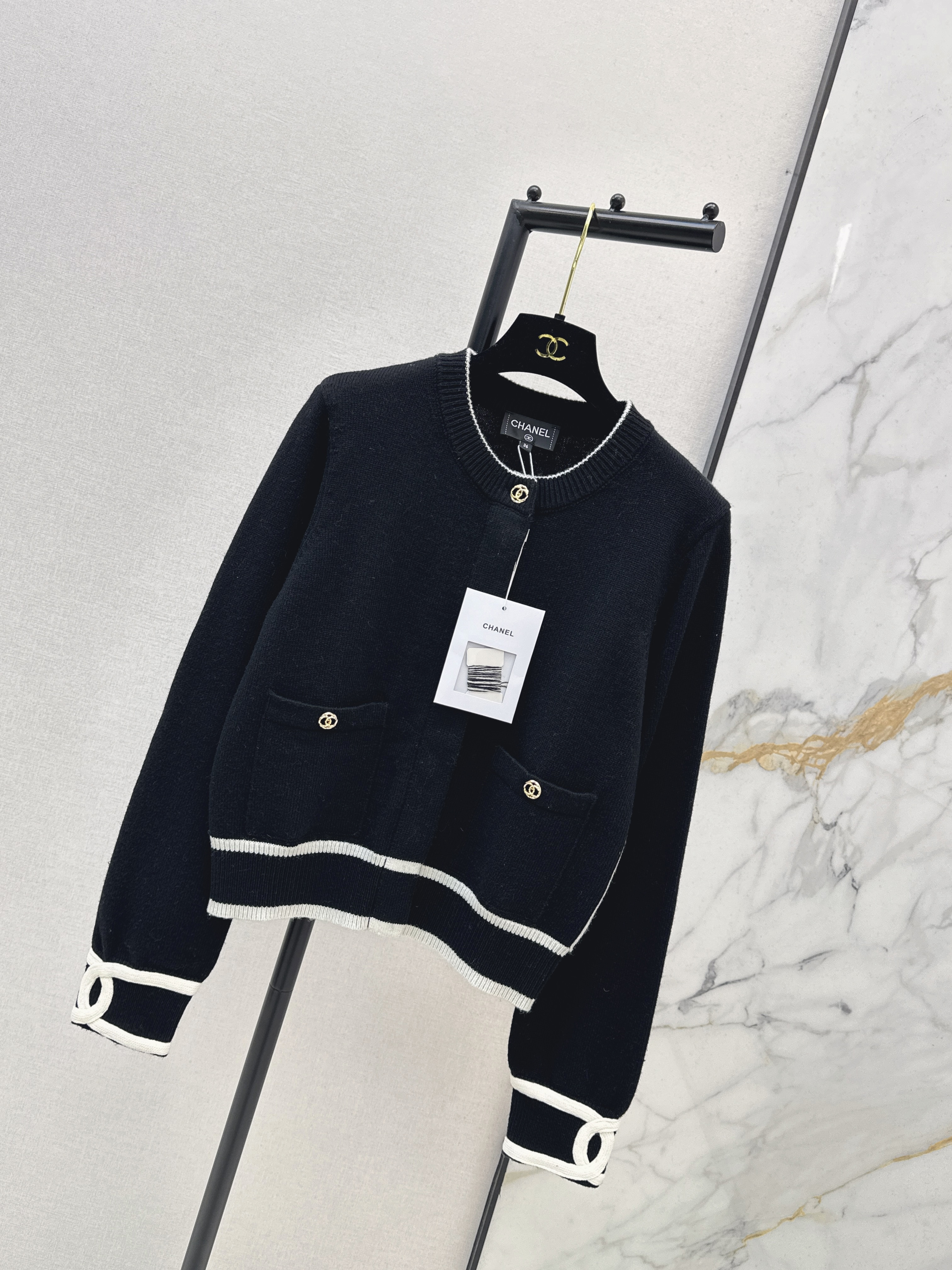 Chan 26ss jacquard cardigan