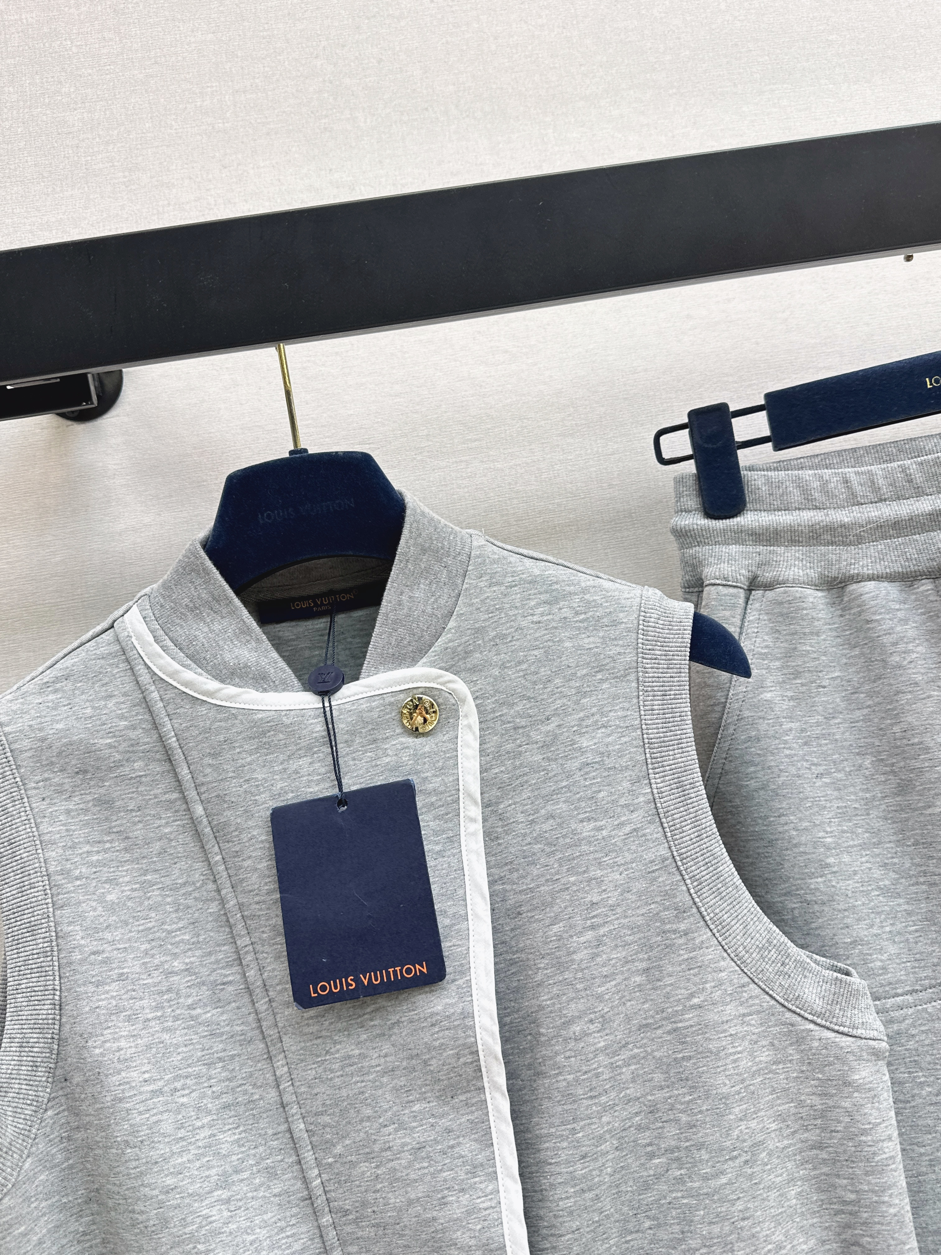 Loui 26ss vest jogger pant set