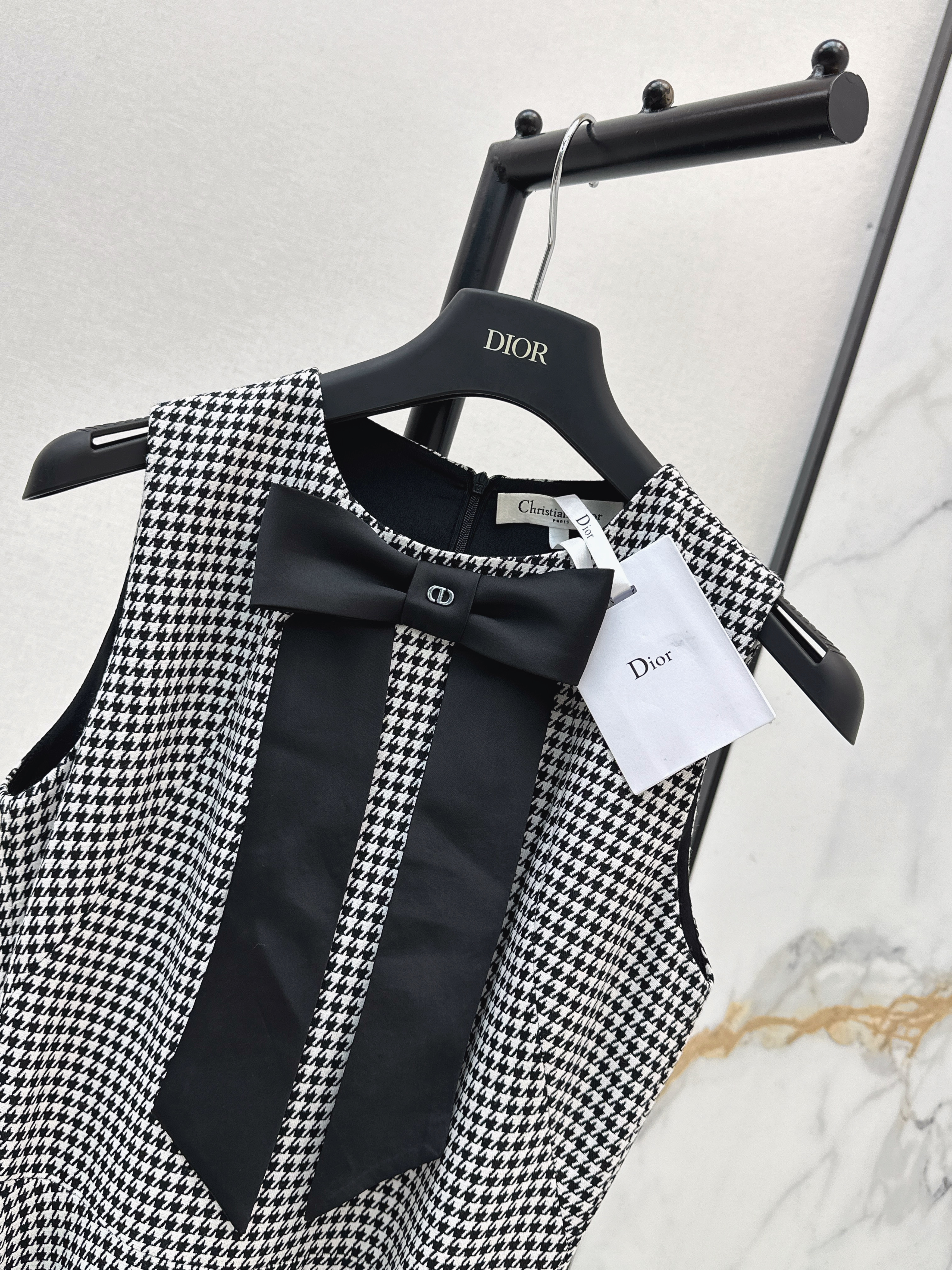 CD 26ss houndstooth dress
