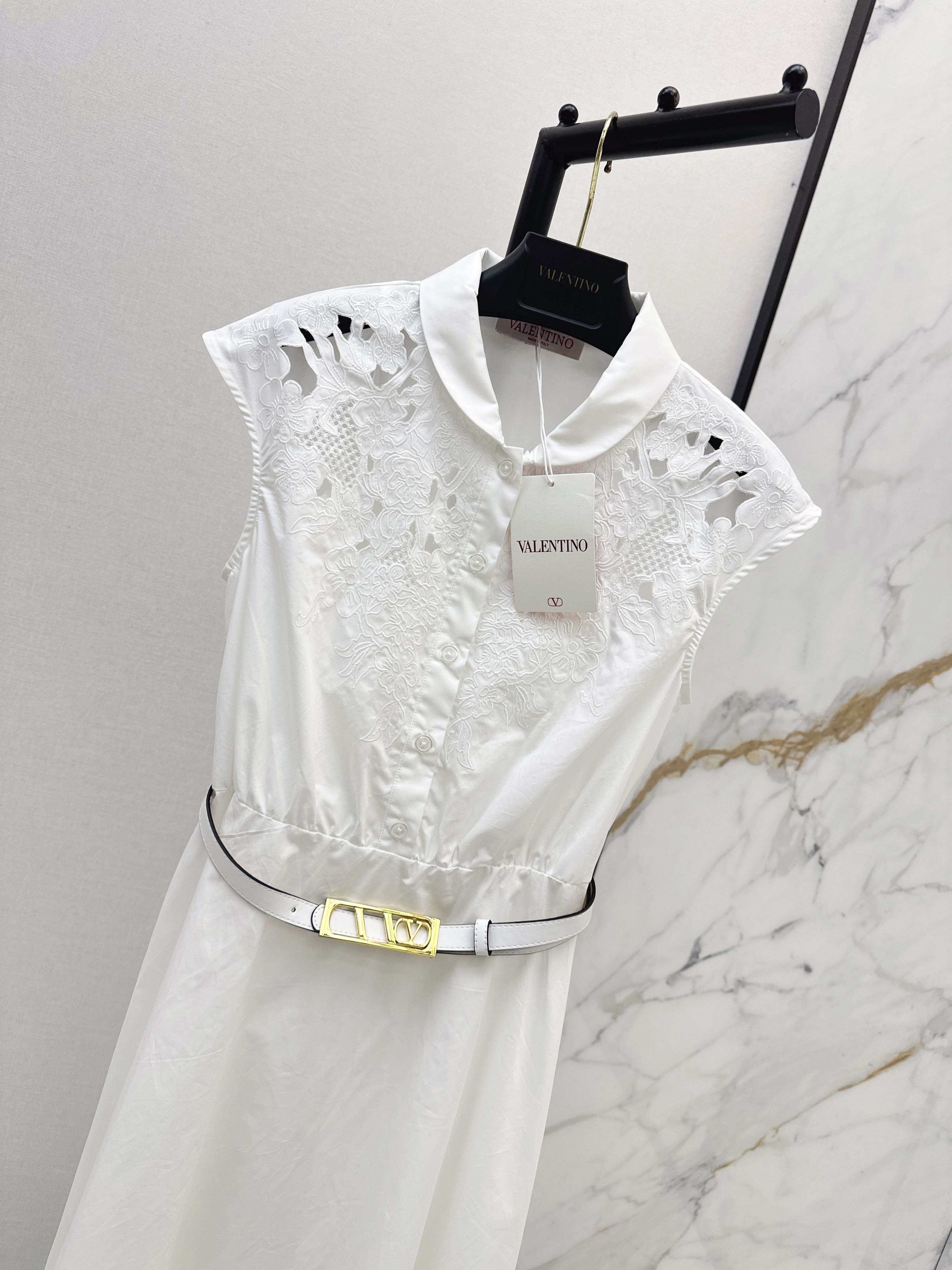 Valen 26ss lace hollow belted dress