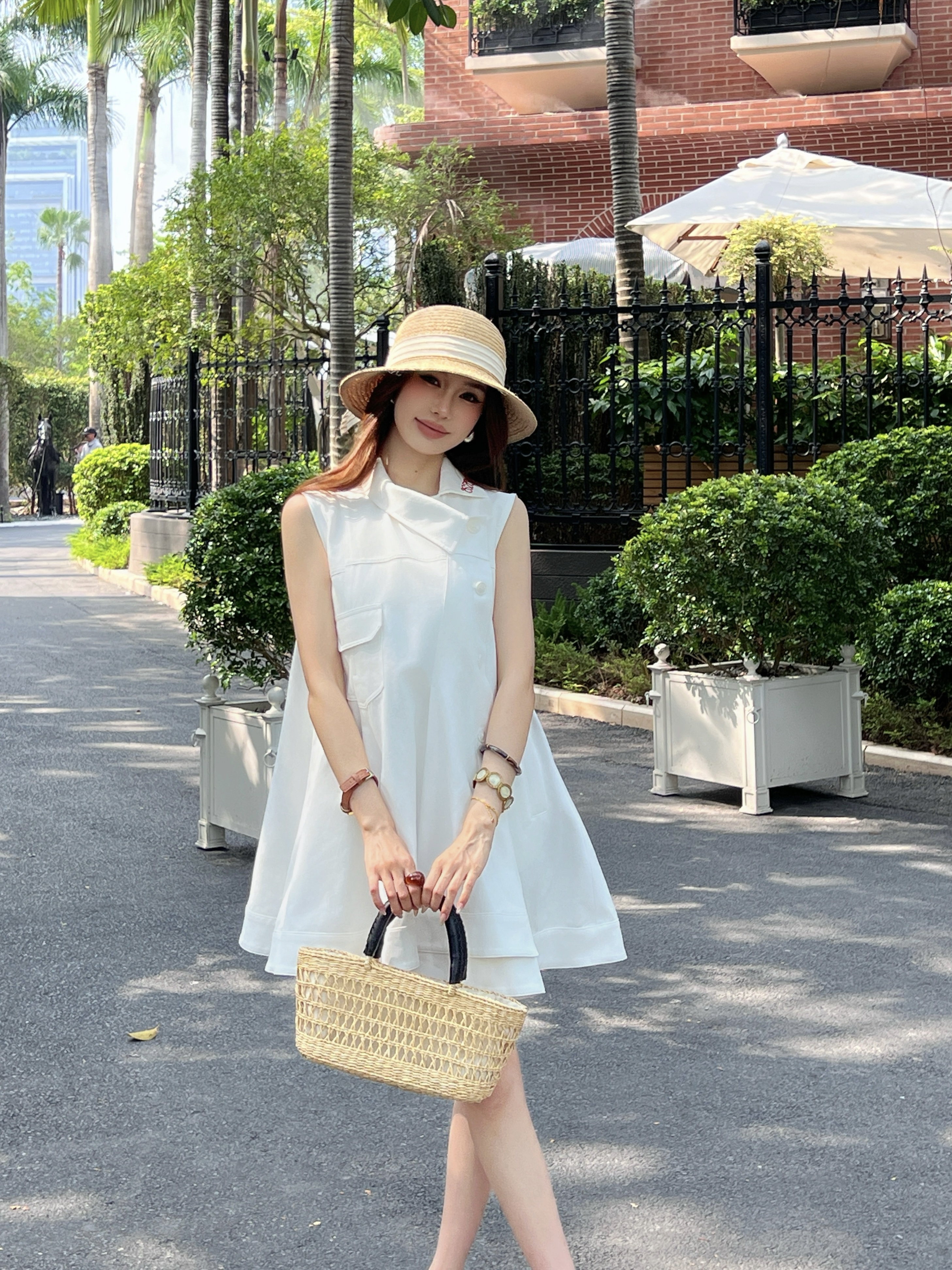 Loe 26ss embroidery dress