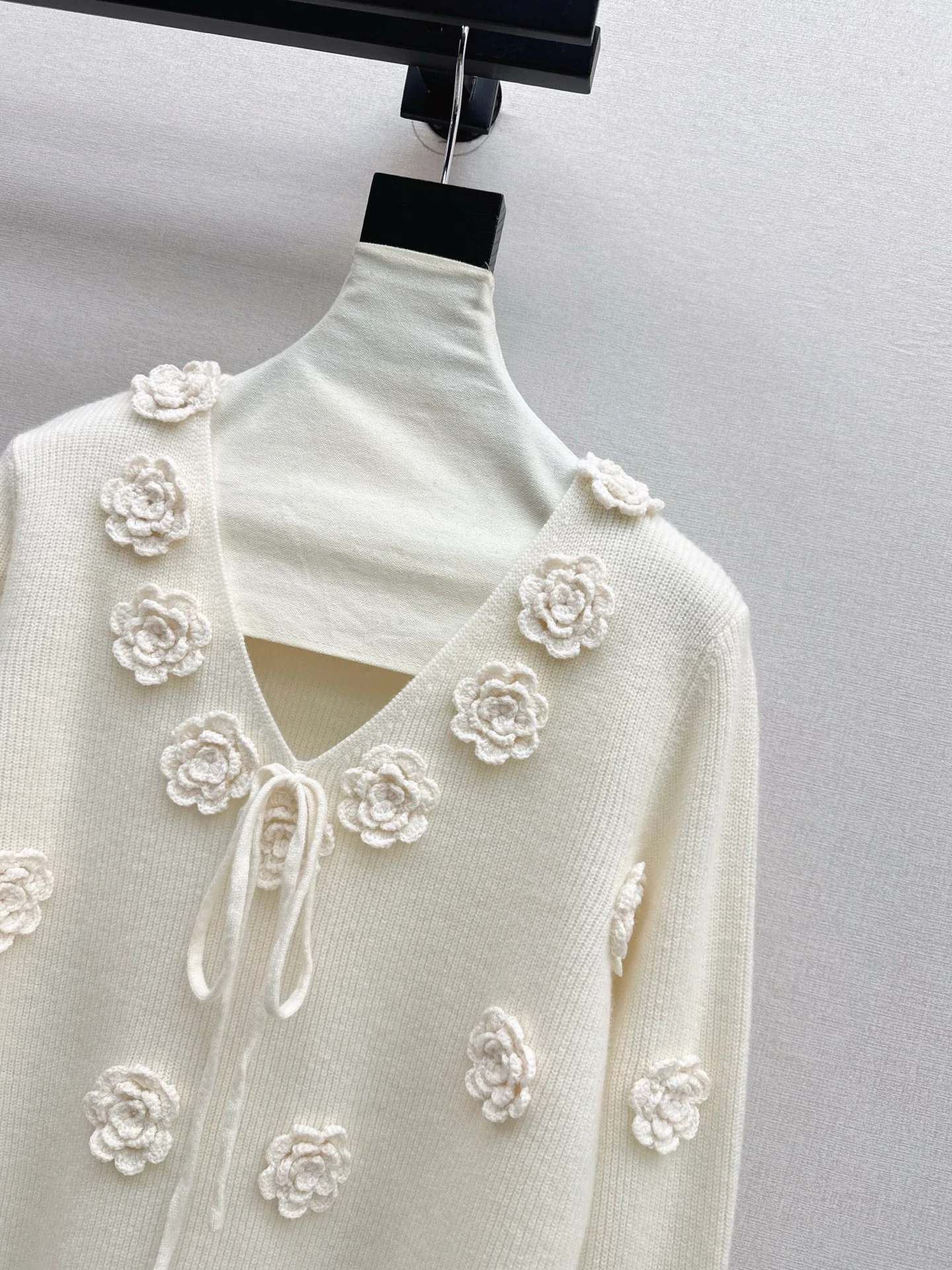 Miu 26ss knit sweater