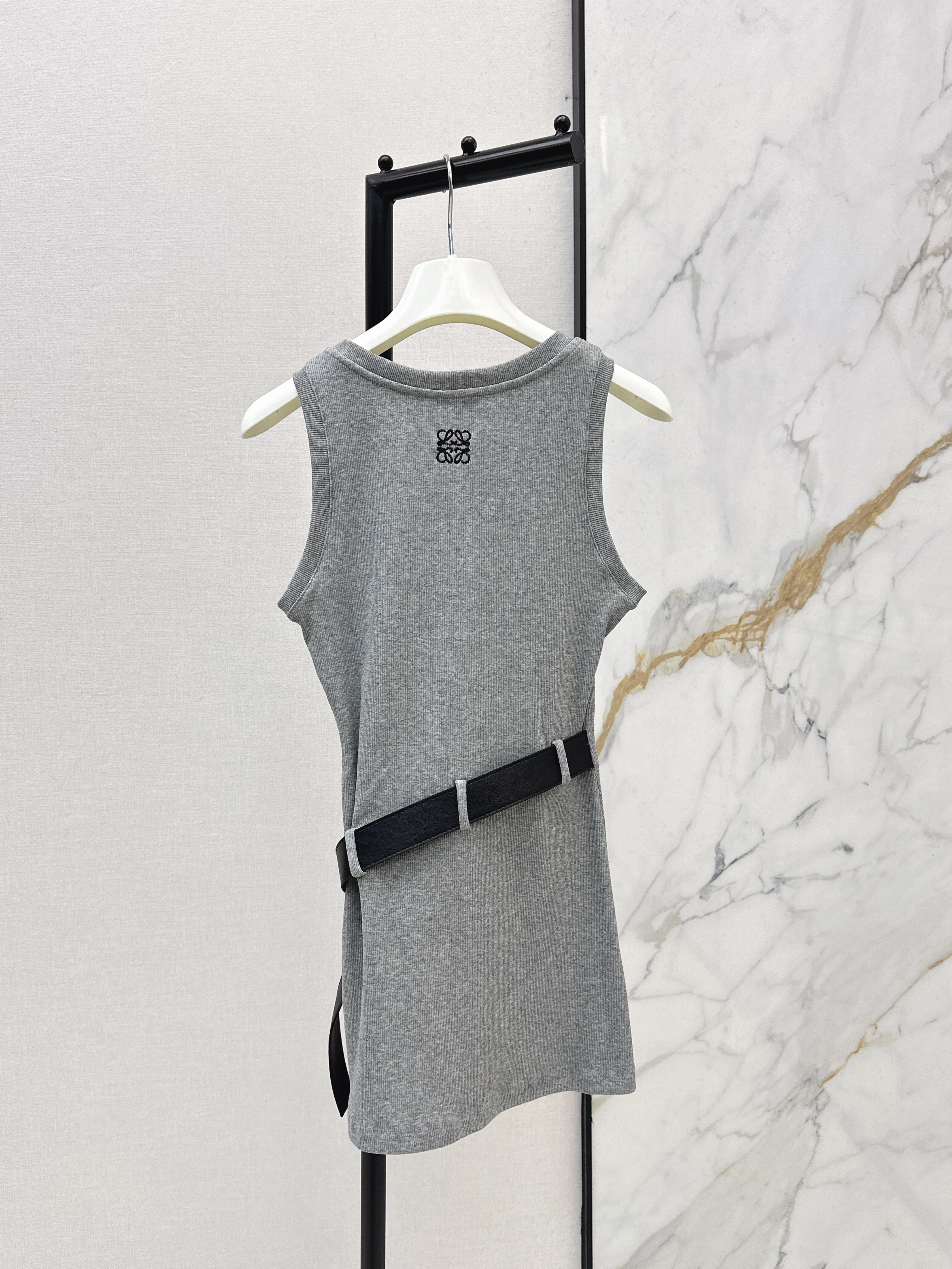 Loe 26ss vest