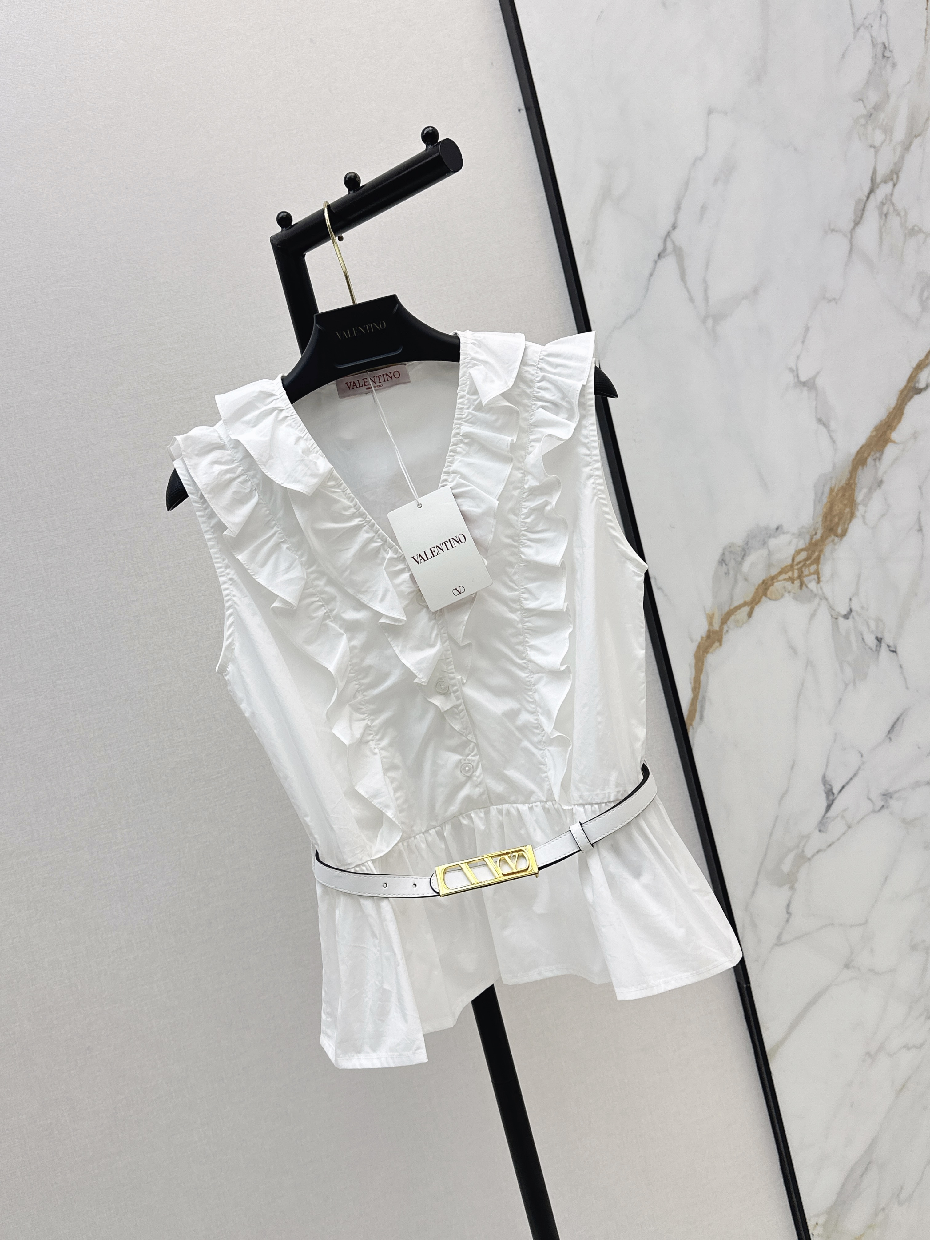 Valen 26ss sleeveless shirt