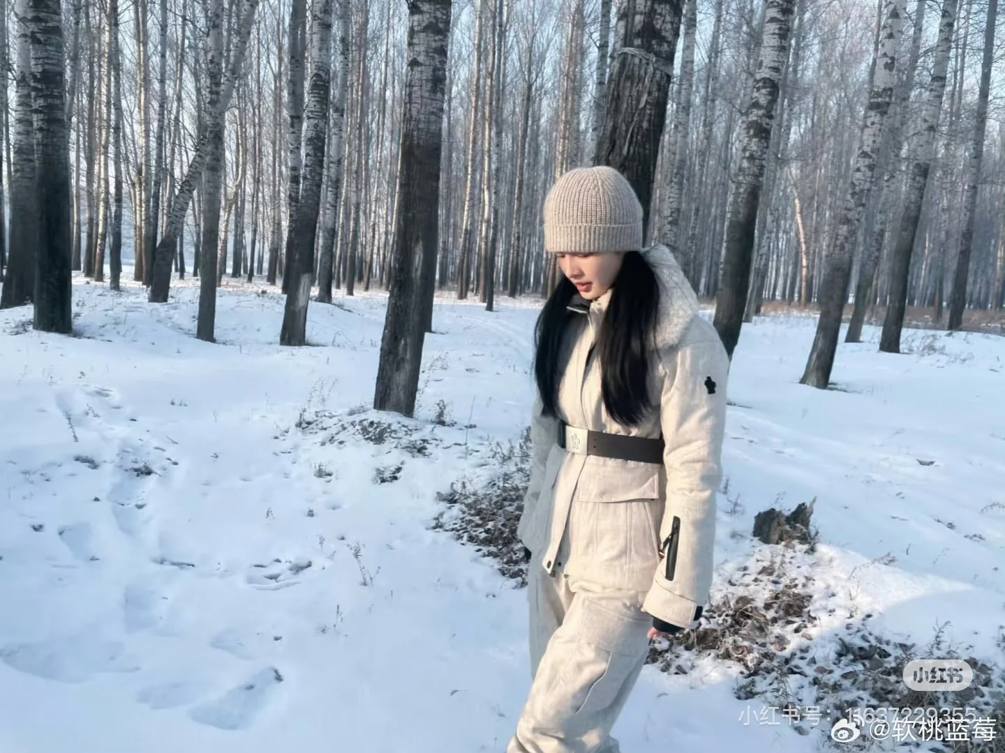 Monc 25fw hooded down jacket