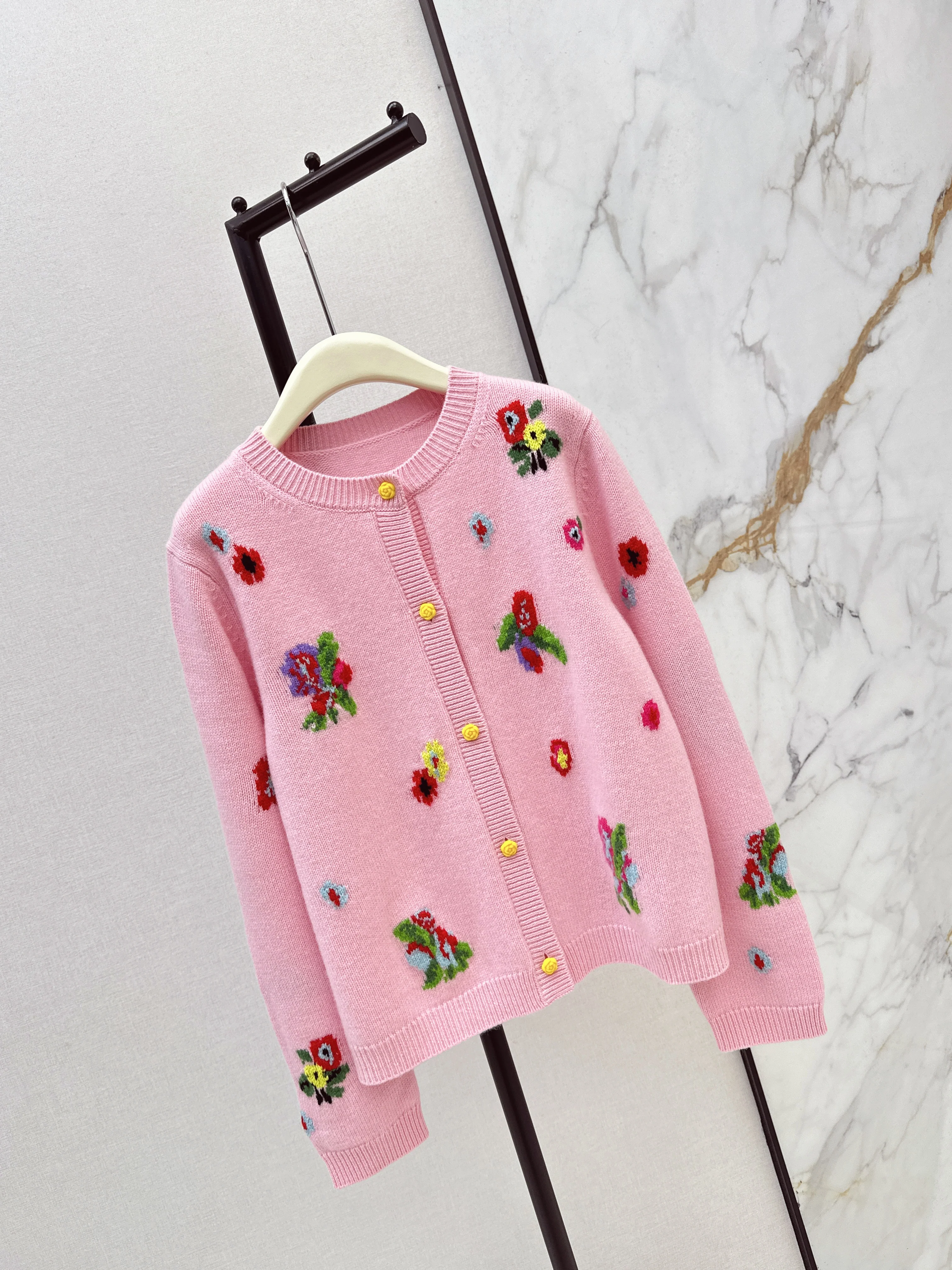 Erdo 26ss intarsia cashmere cardigan