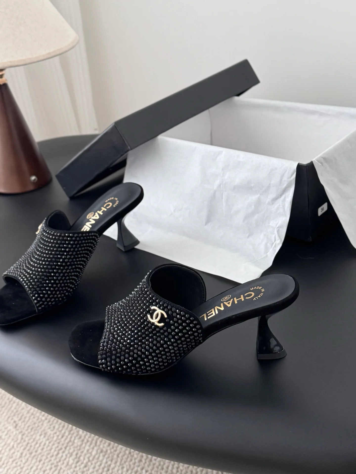 Chan 25fw kitten sandals