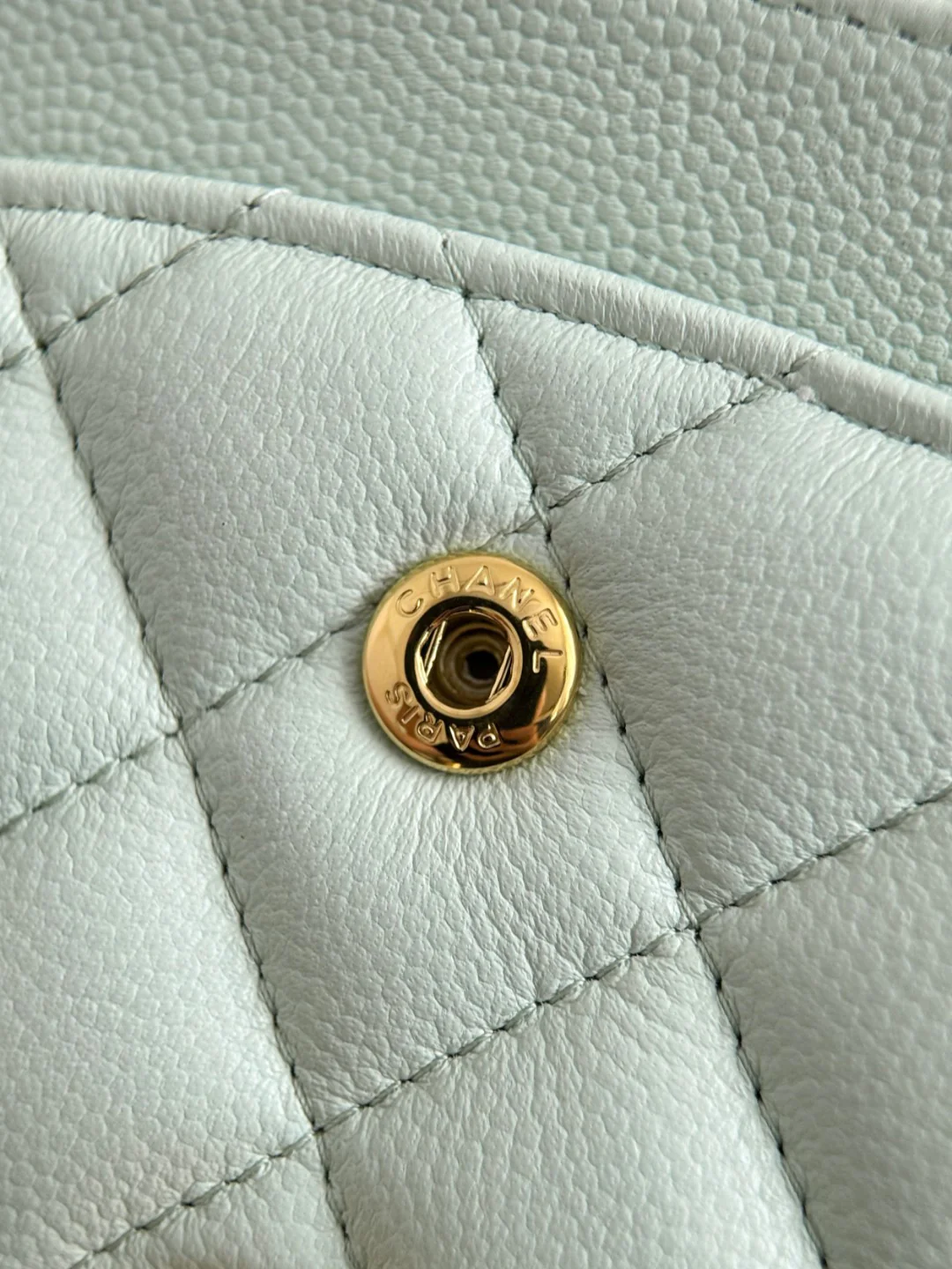 Chan cf25 chain shoulder bag