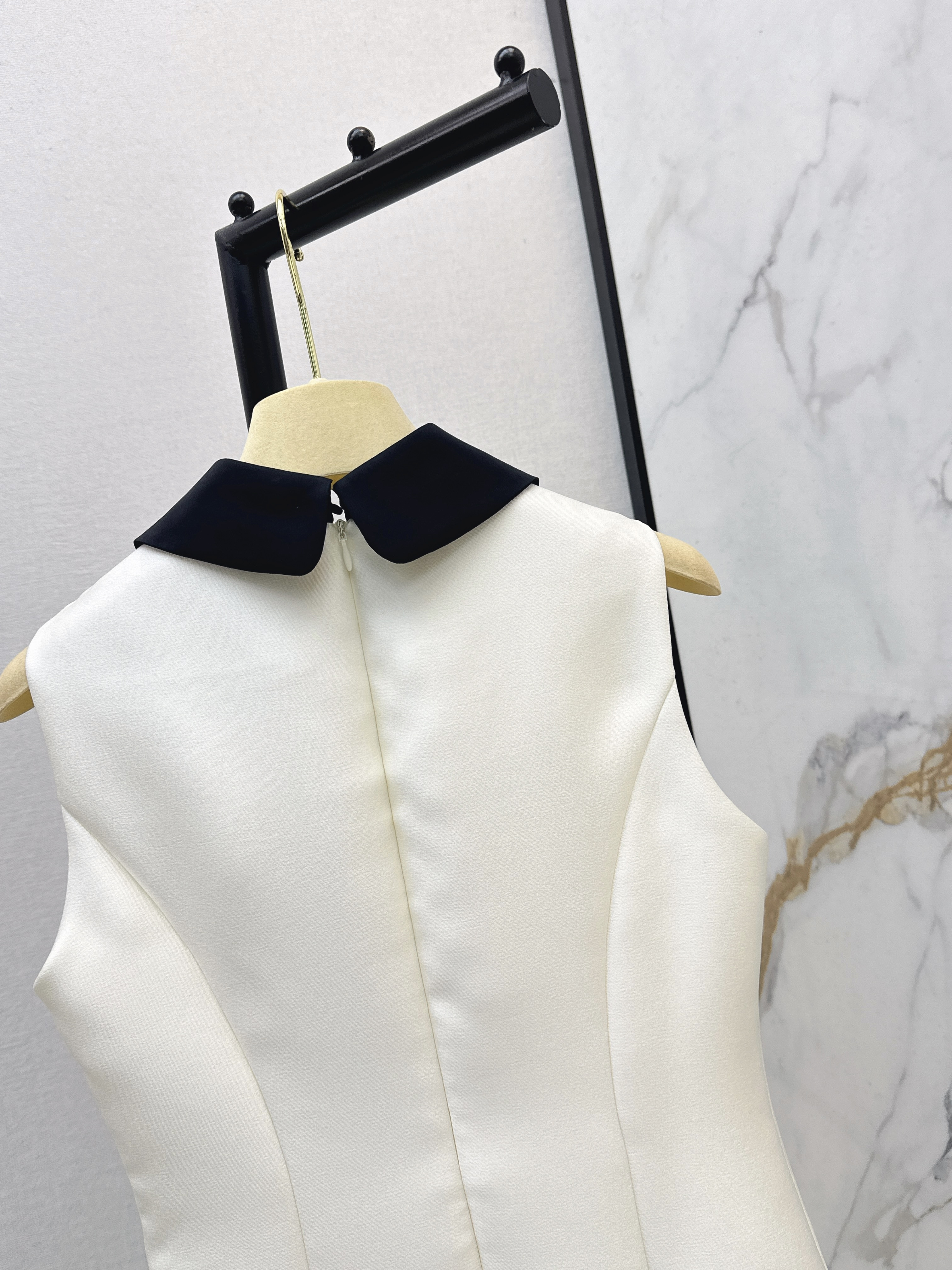 Miu 26ss bow sleeveless dress