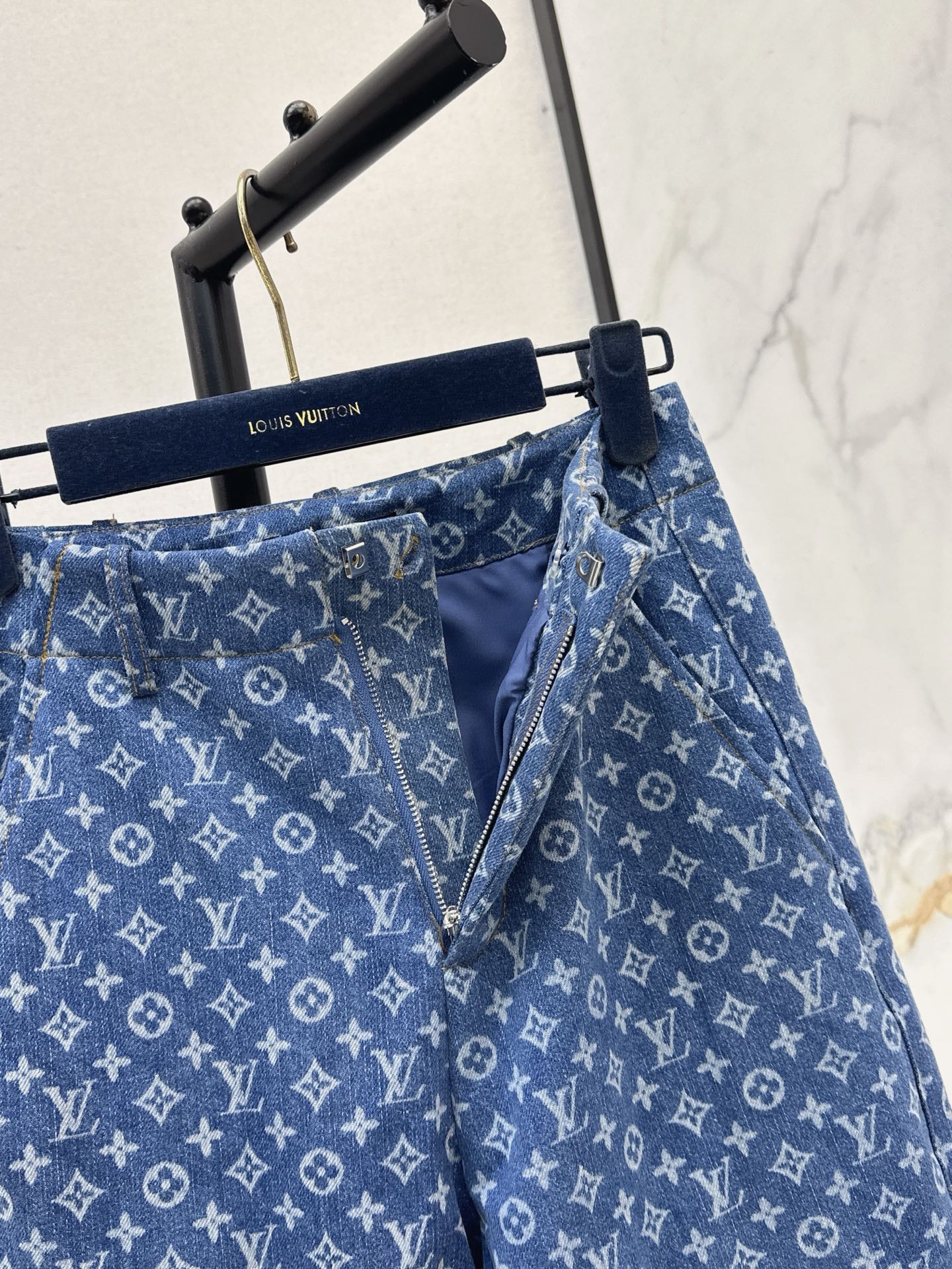 Louis 25fw denim pants