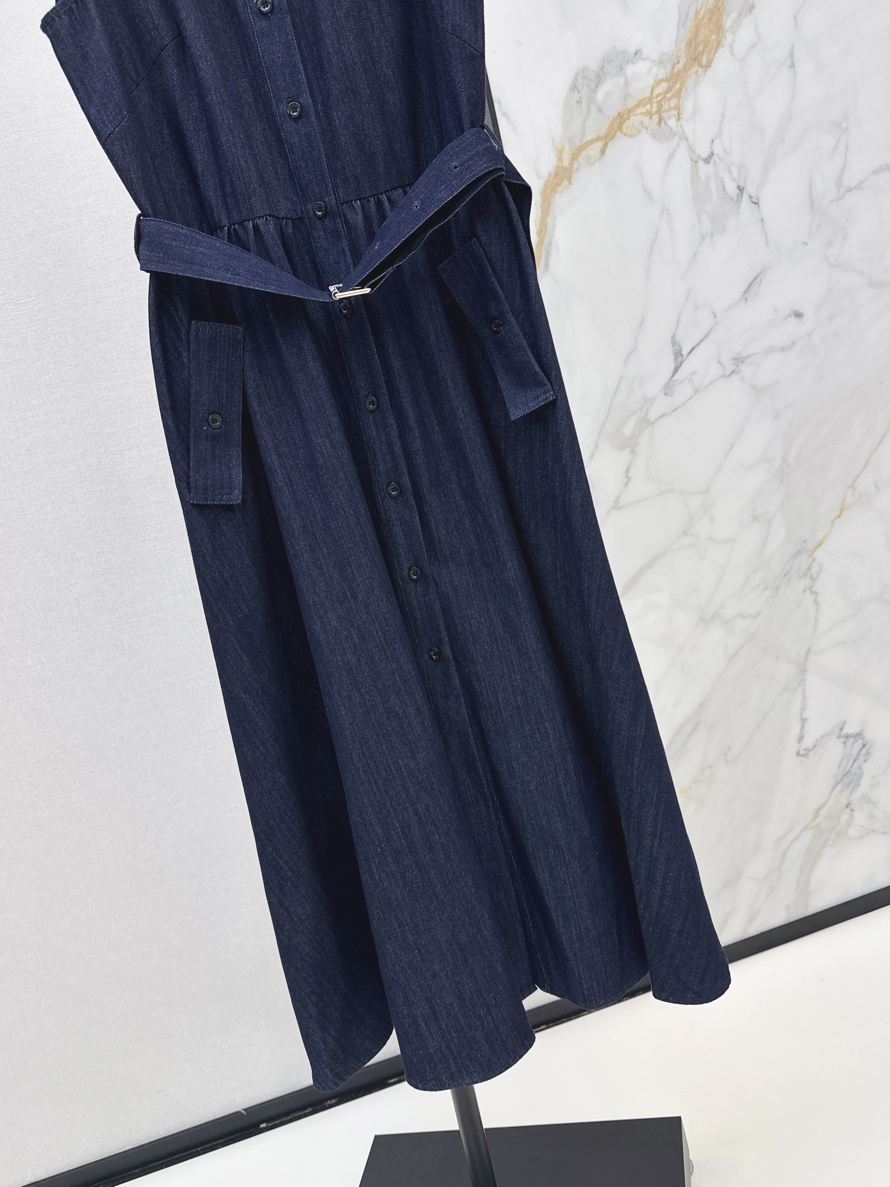 CD 26ss sleeveless denim dress