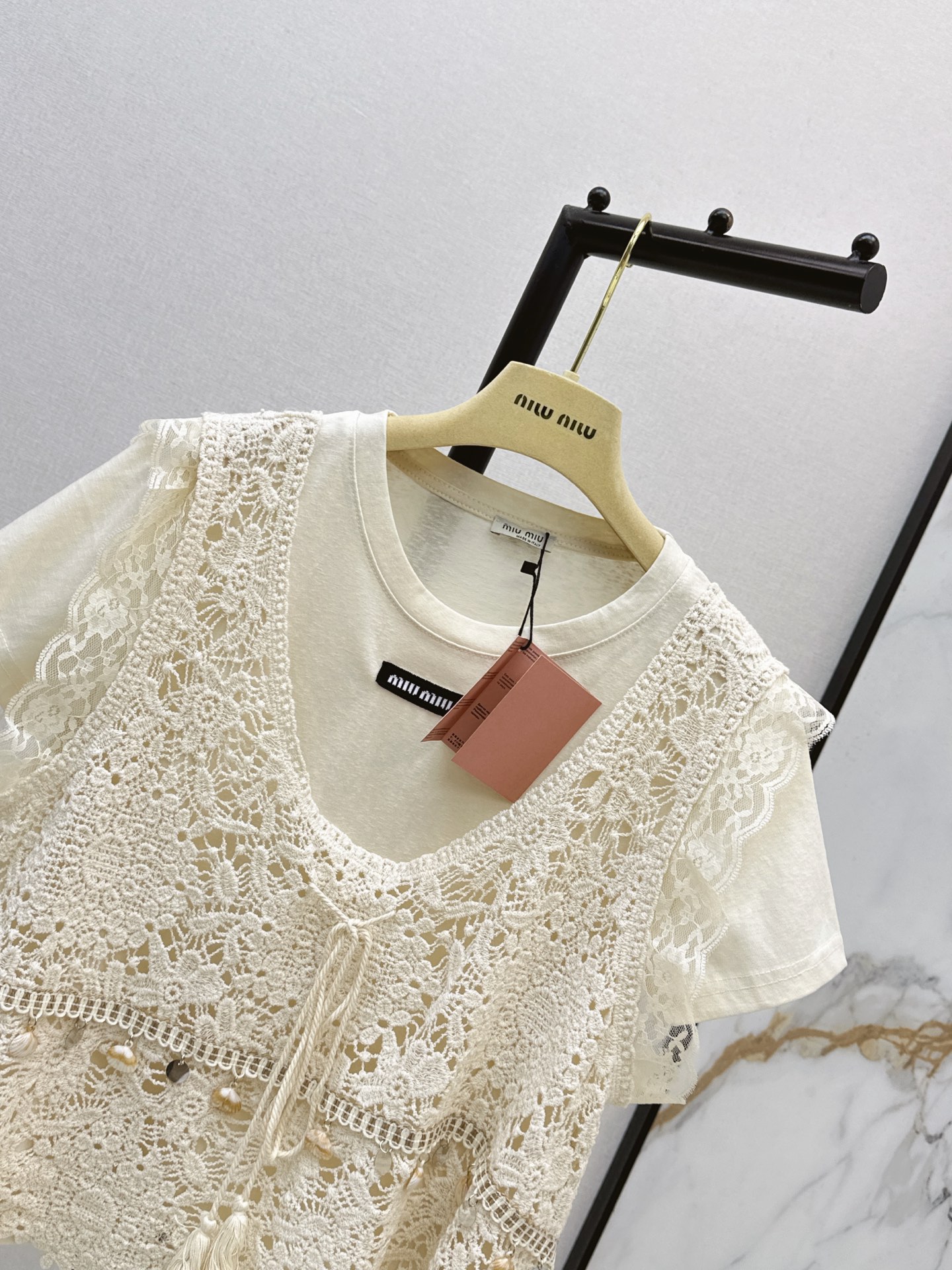 Miu 2pcs t-shirt crochet vest set