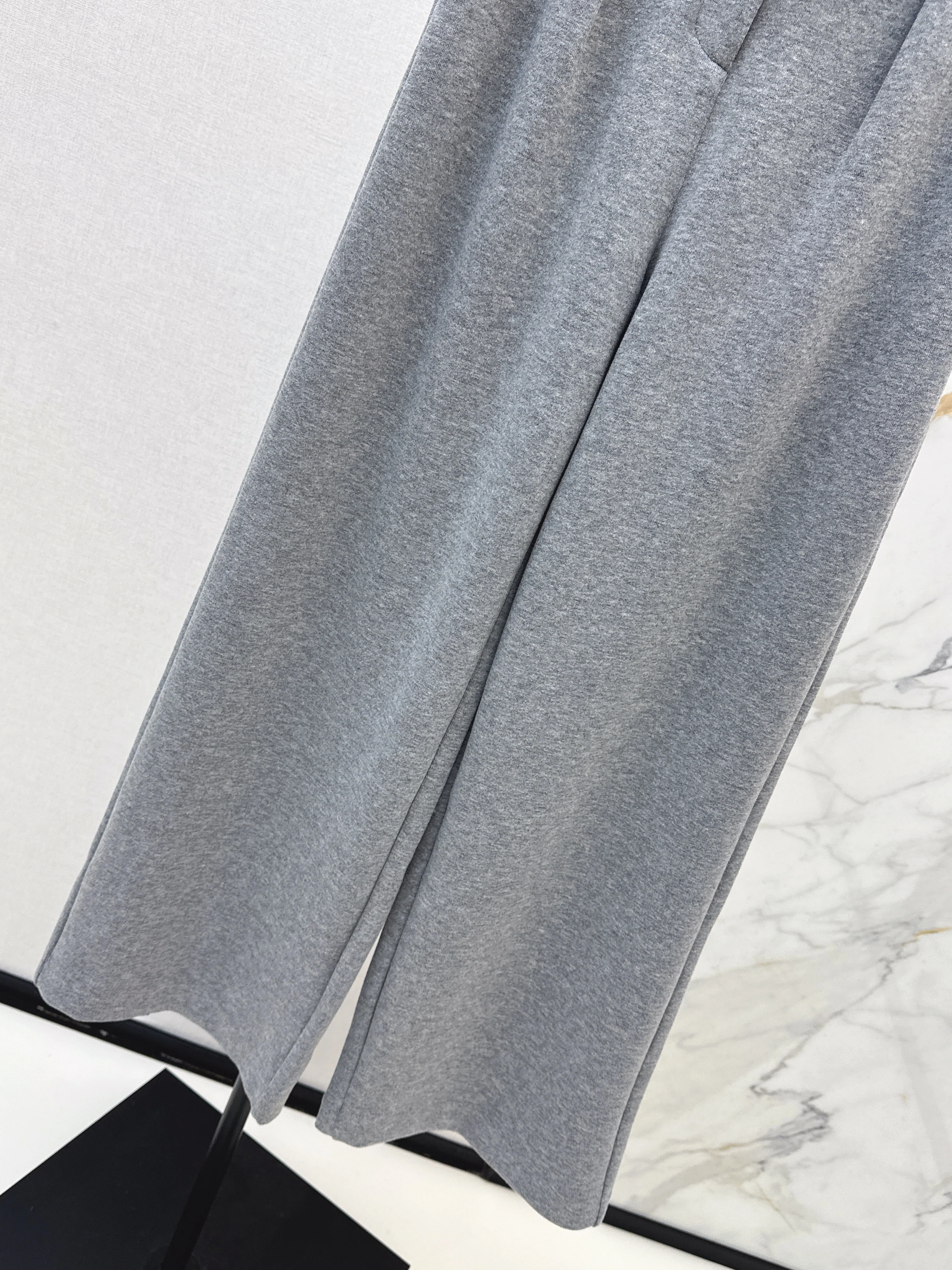 Brun 26ss straight pants with belted