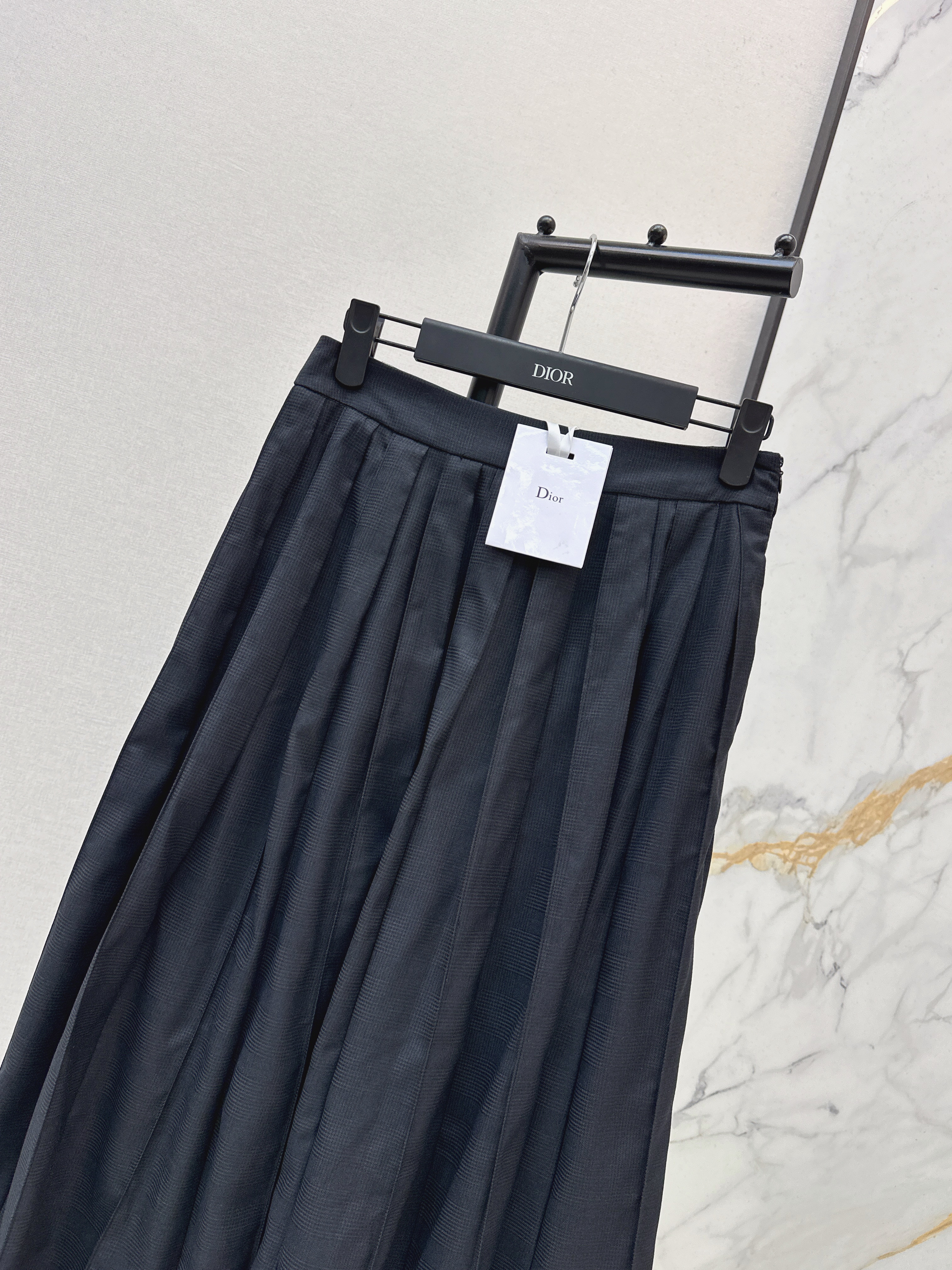 CD 26ss pleated skirt