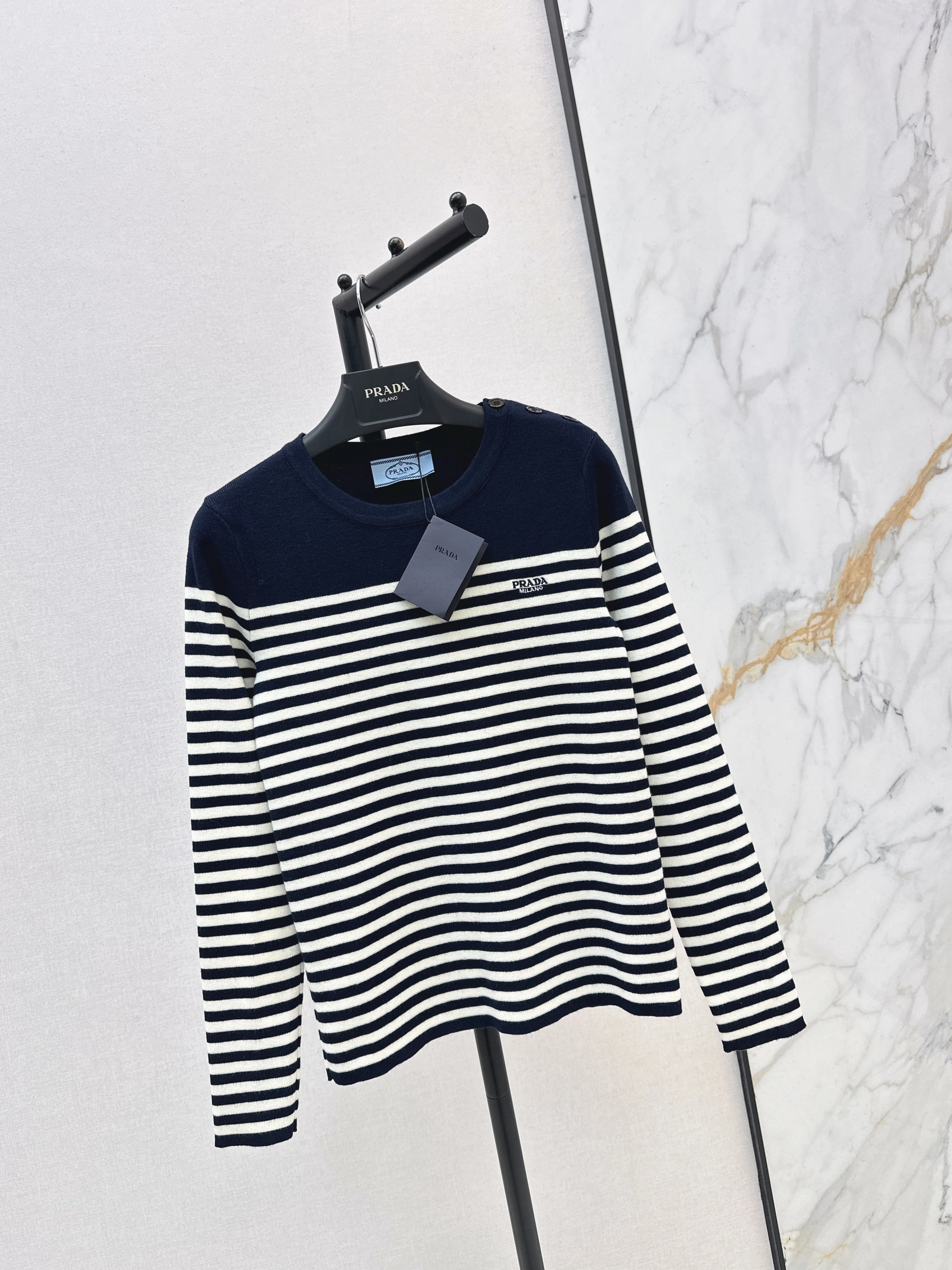 Prad 26ss stripe knitwear