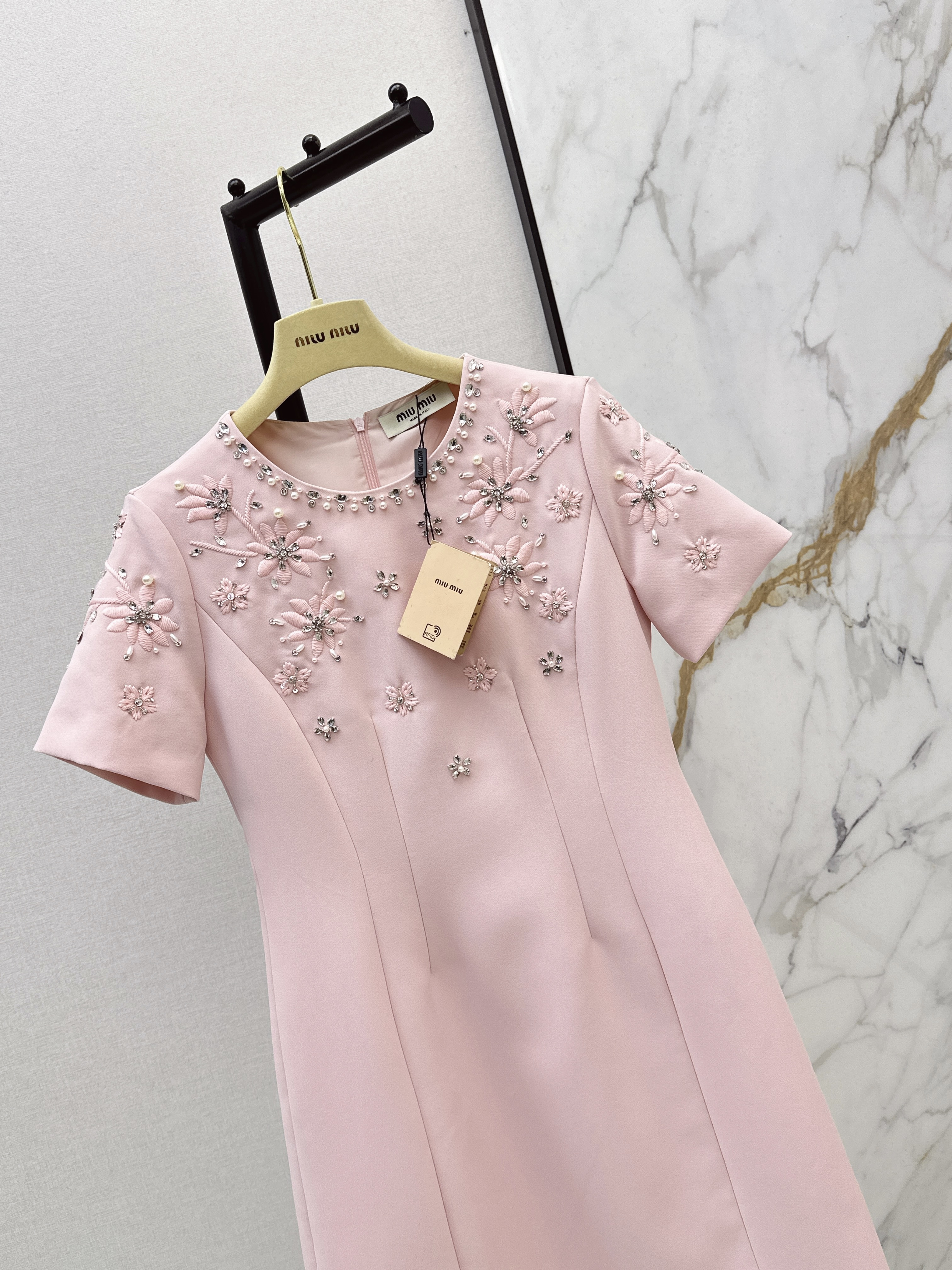 Miu 26ss embroidery dress