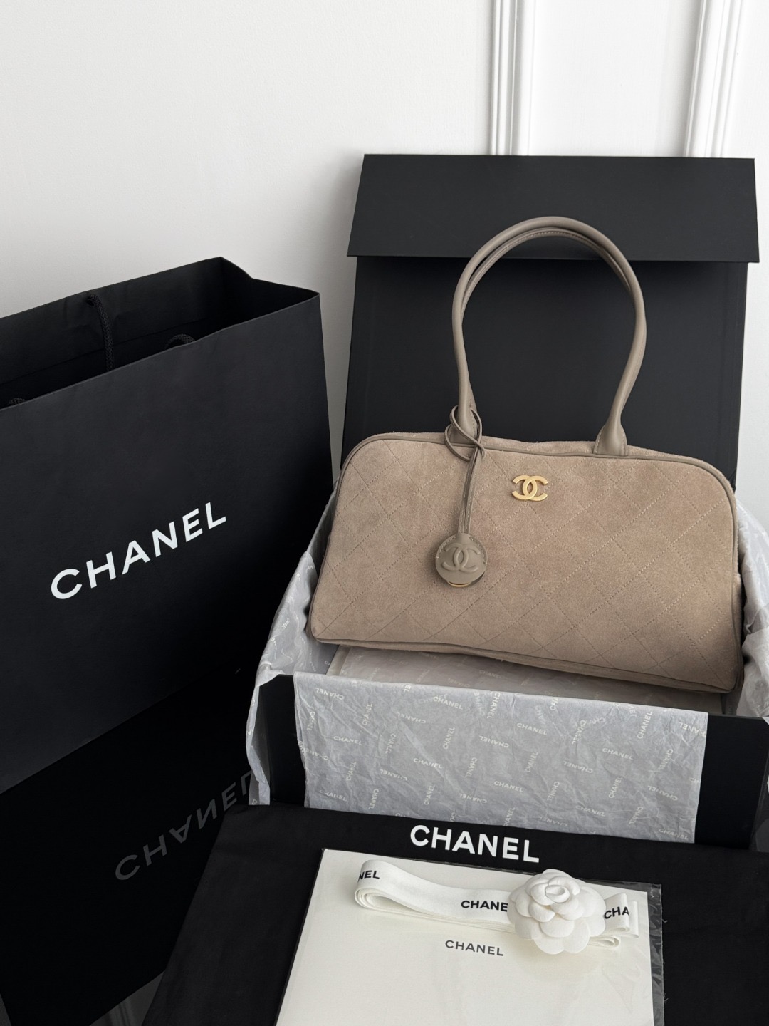 Chan 26S suede bowling bag