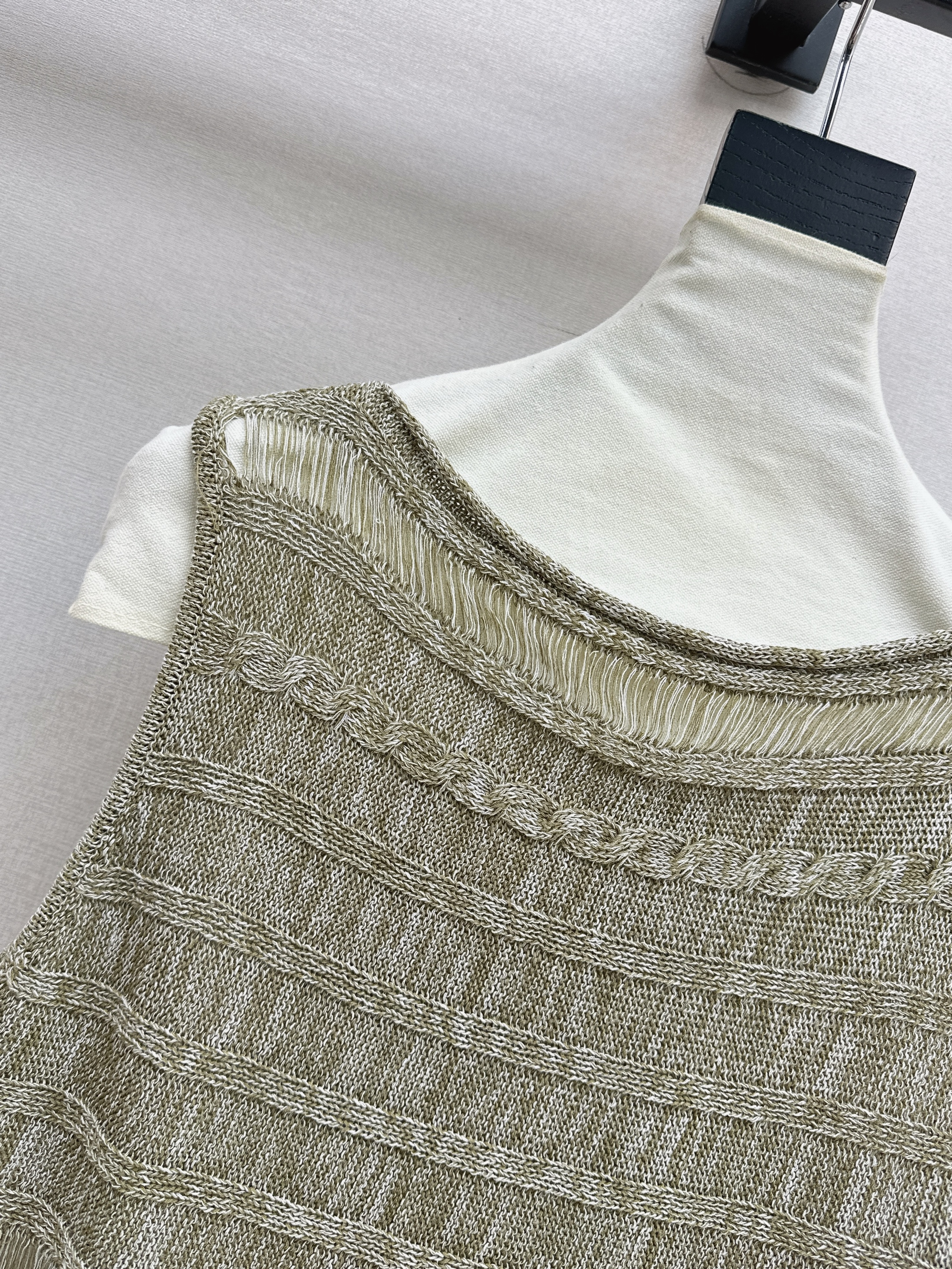 Brun 26ss sleeveless knitwear