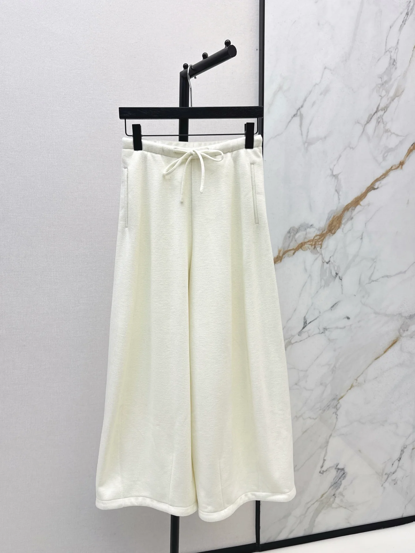 Brun 25fw straight pants