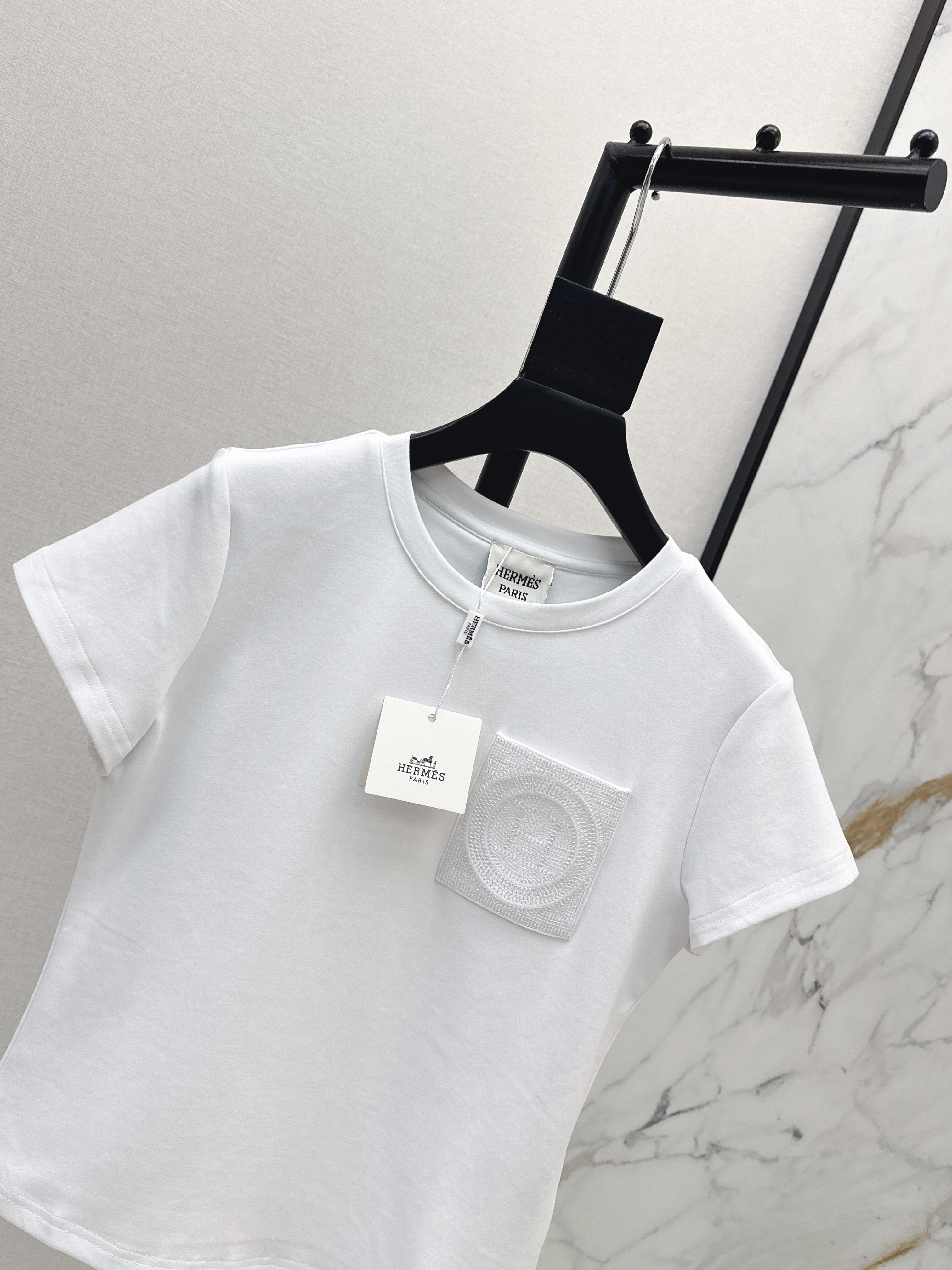 Her 26ss t-shirt