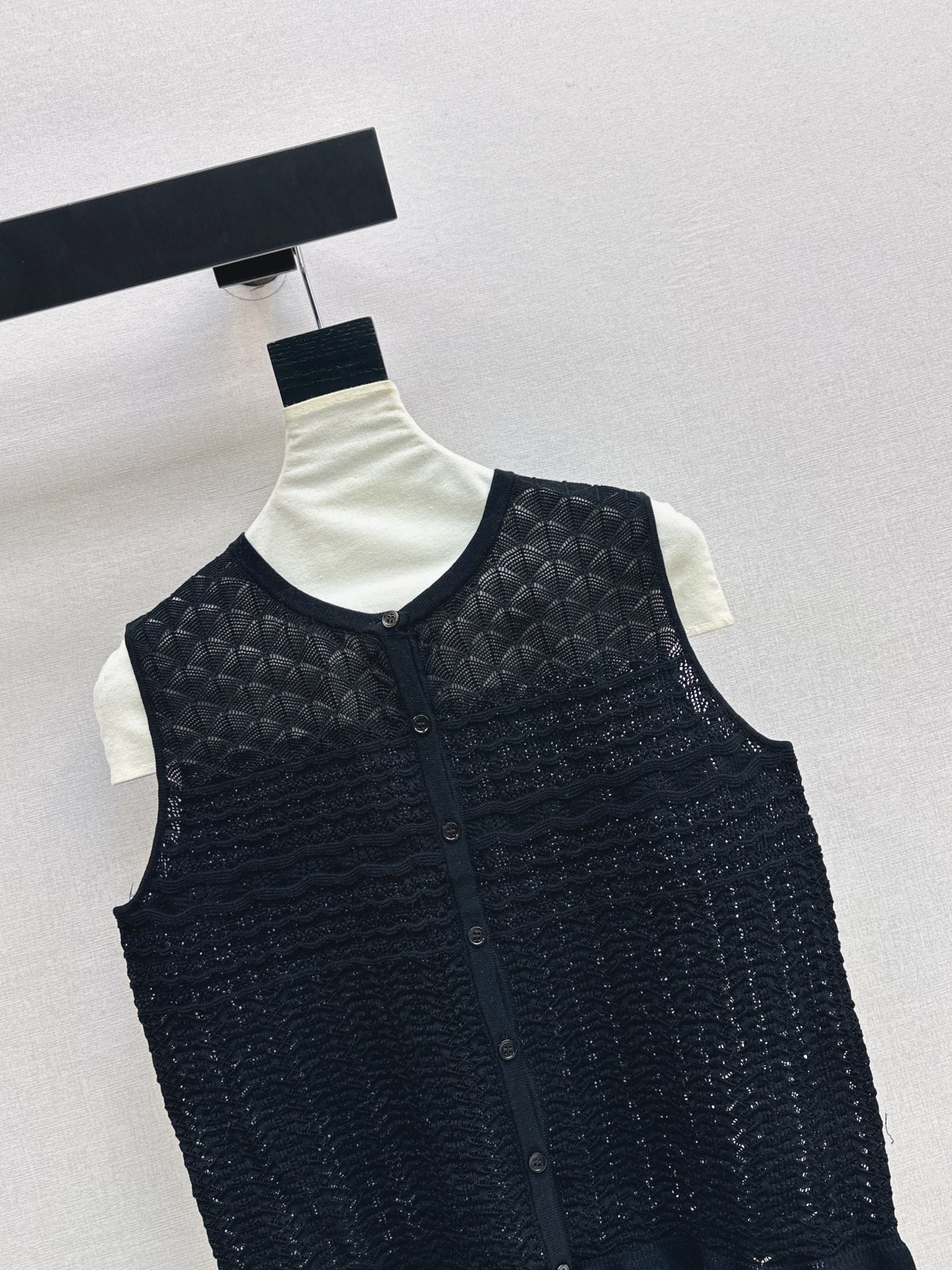 Max 26ss woven hollow vest