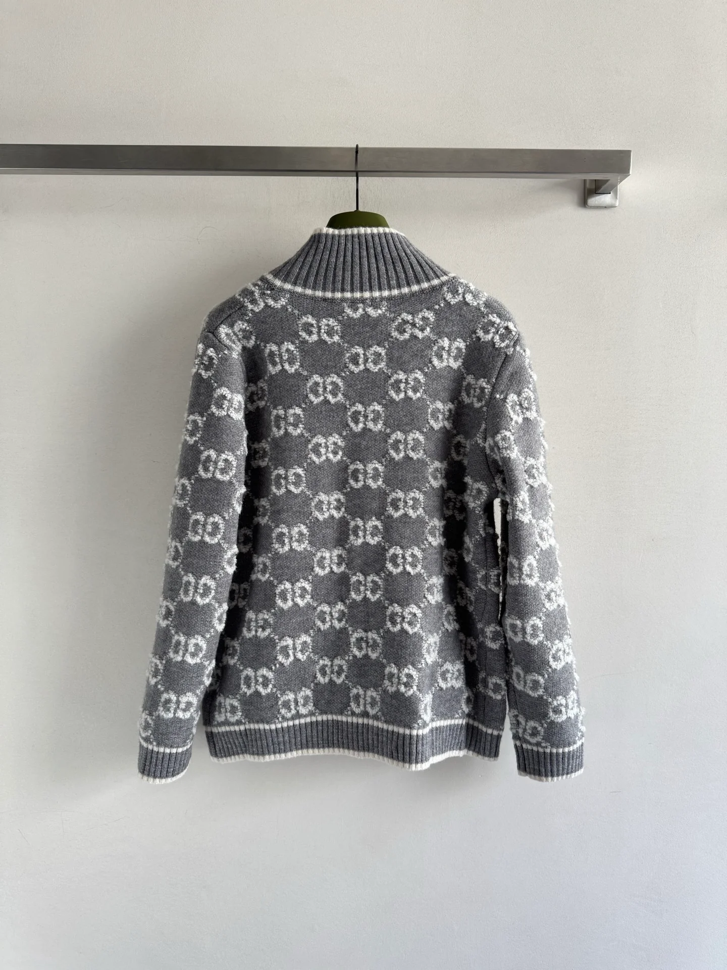 Guc 25fw jacquard cardigan