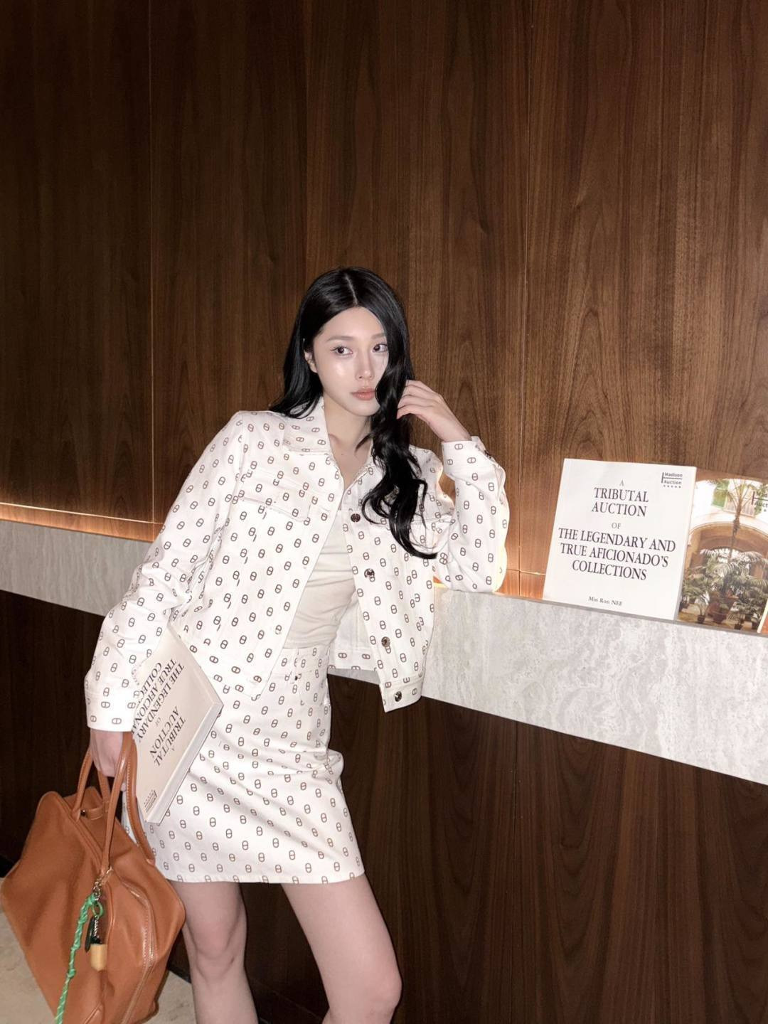 Her 26ss denim jacket